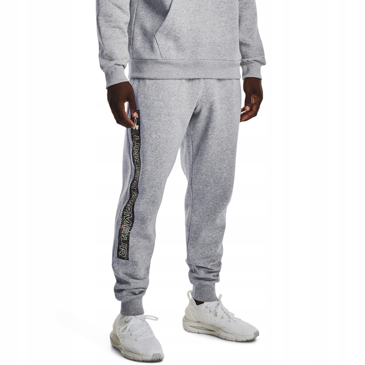 Dresové kalhoty Under Armour šedé bavlněné, velikost M