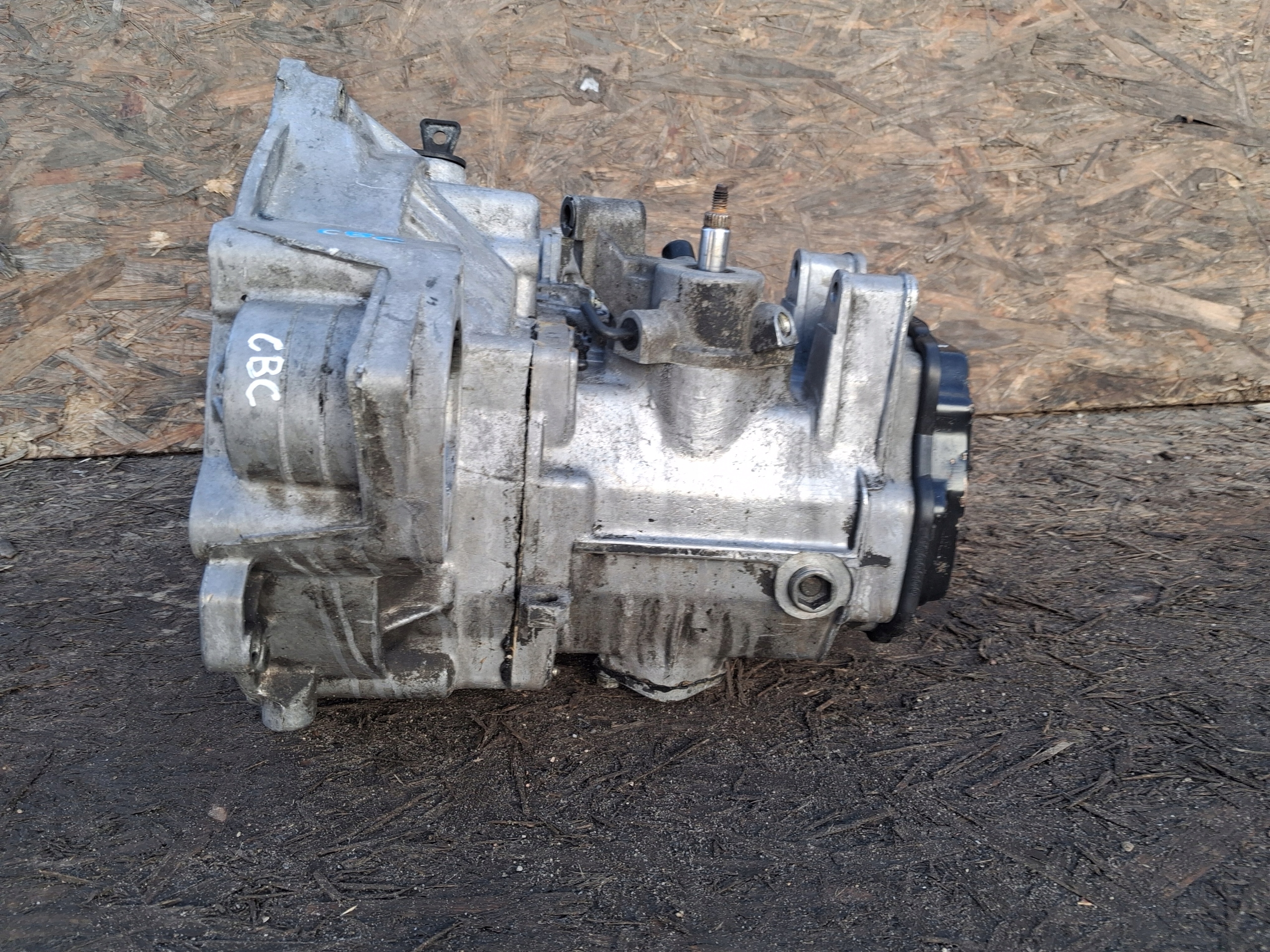 CAMBIO manuale VW PASSAT B3 1.8 G60 Syncro 160KM KOD CBC