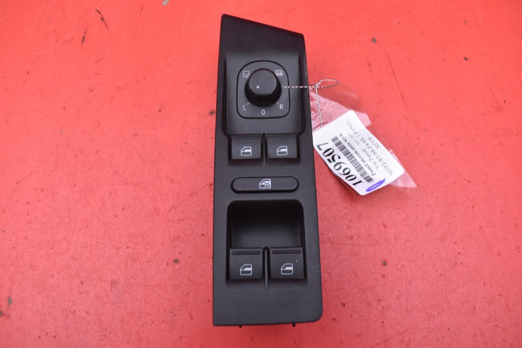control panel of the window EU 3AB857857A VW PASSAT B7 KOMBI 10-15
