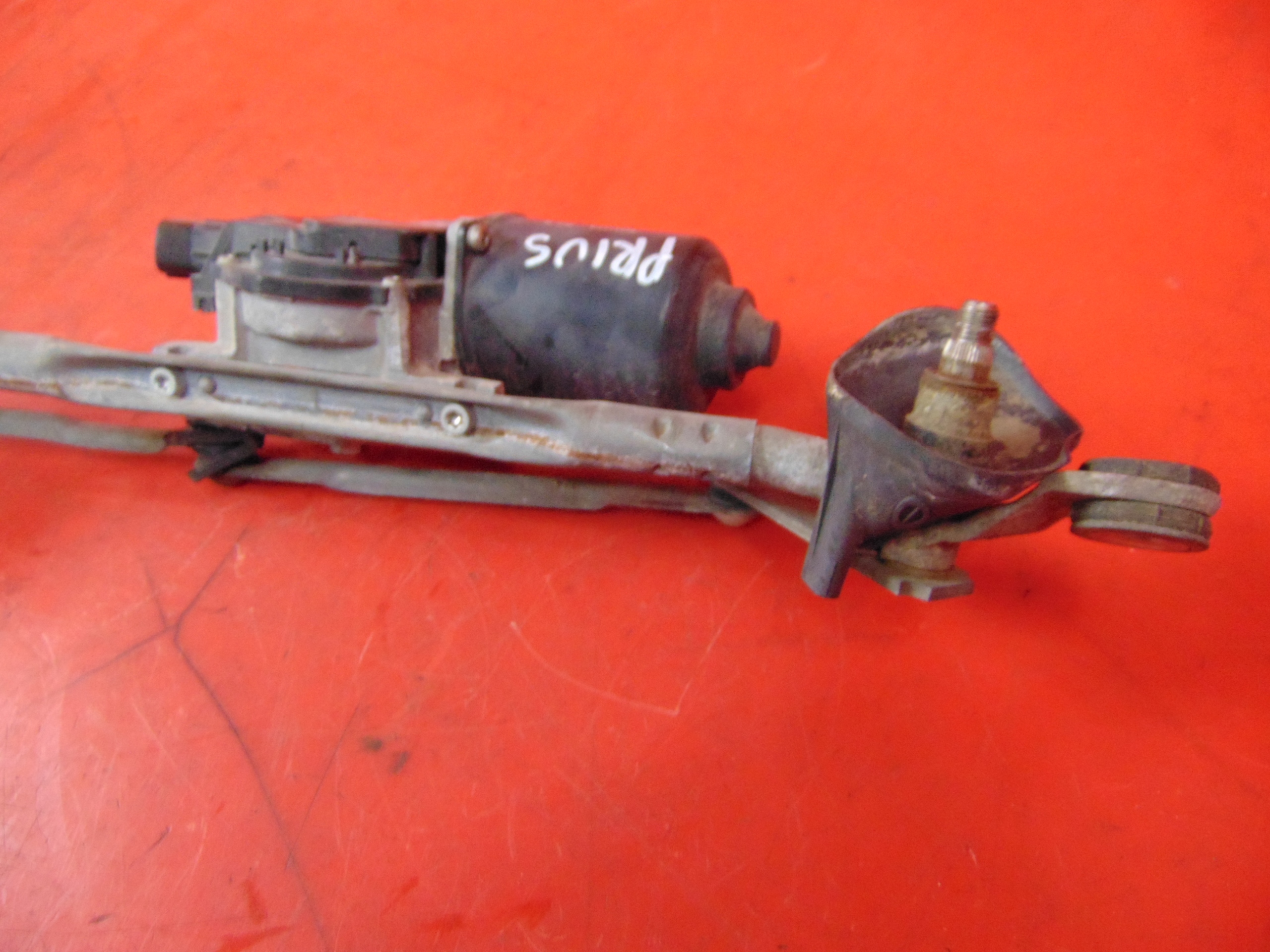 PRIUS 2 II W20 wiper mechanism front EU