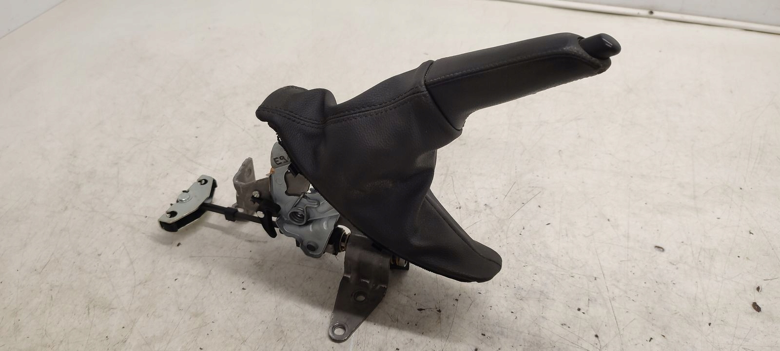 páčka elektrická brzda BMW E91 LIFT 2,0D