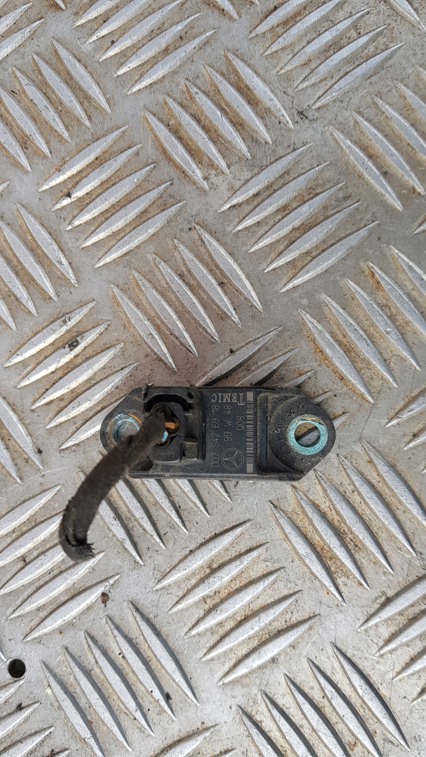 MERCEDES W220 W215 Crashsensor Drucksensor 0025426918