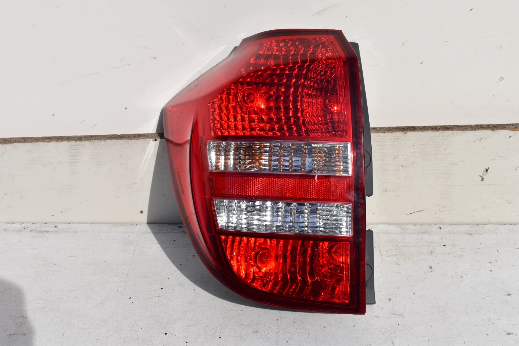 light left rear part KIA CEED and SW KOMBI 2007-2012 92401-1H3