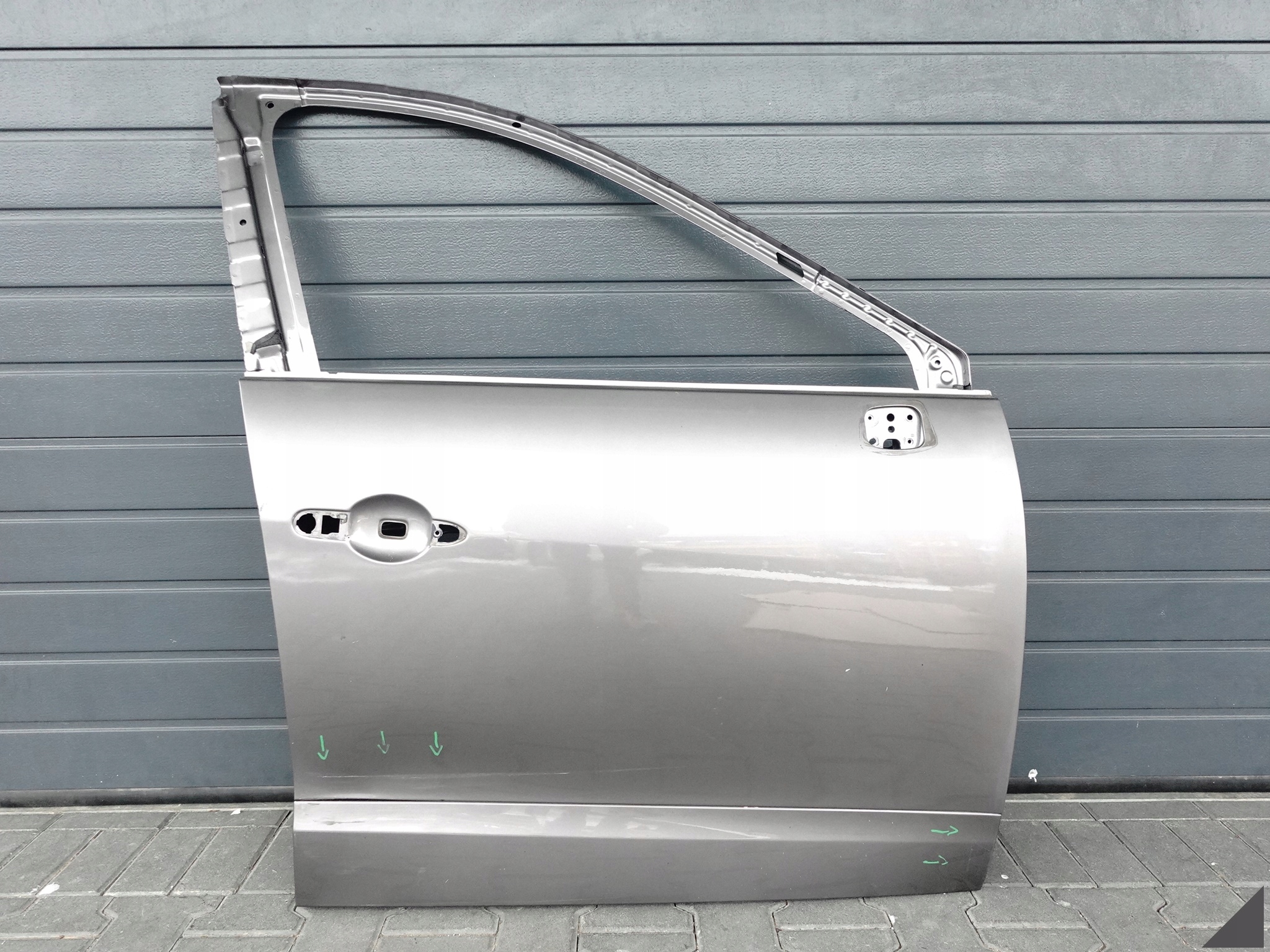 RENAULT SCENIC III 3 09-16 (before / LIFT) door right front + moulding nice