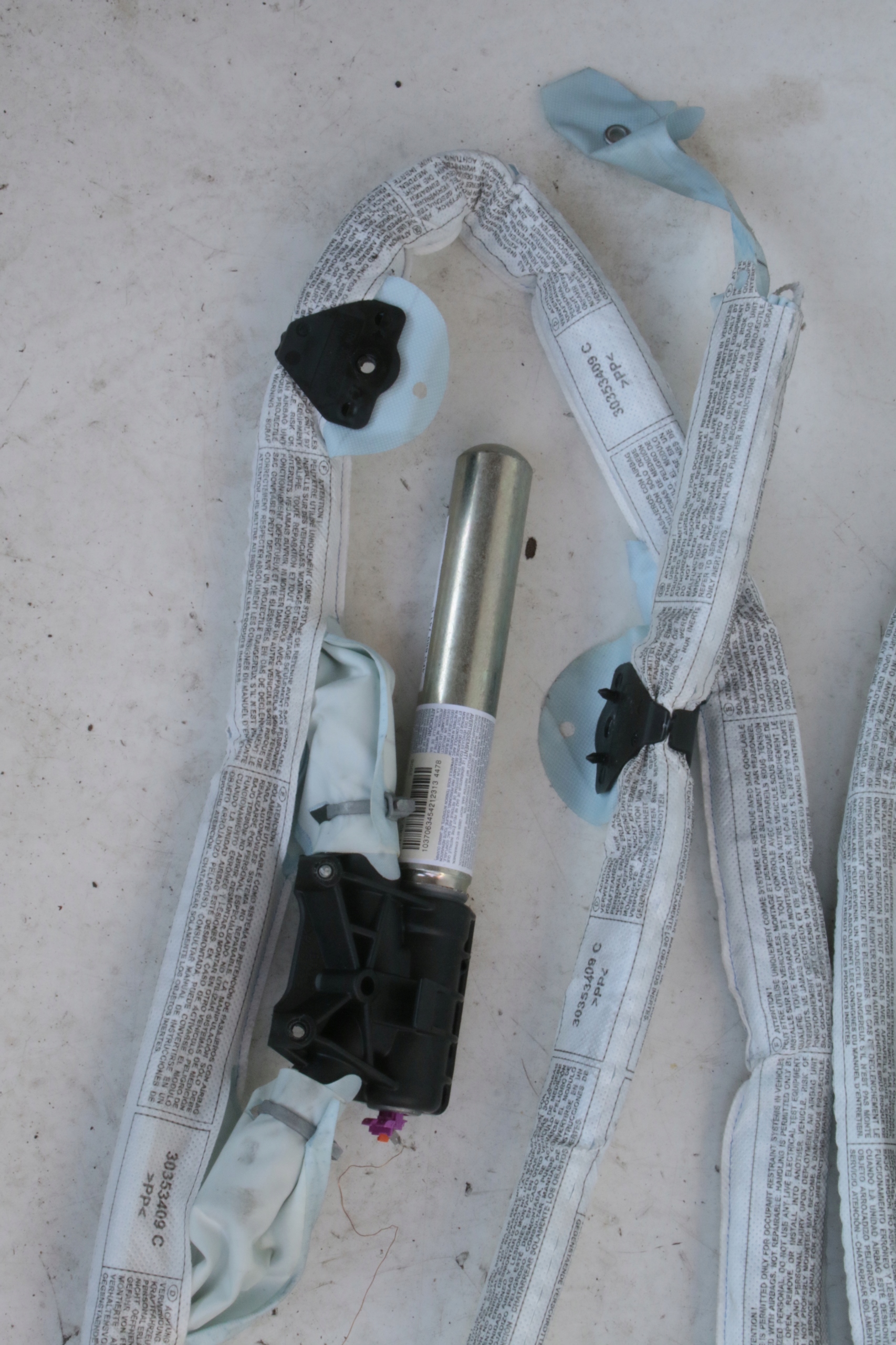 боковые Audi OE 4F5880742C 4F5880741C