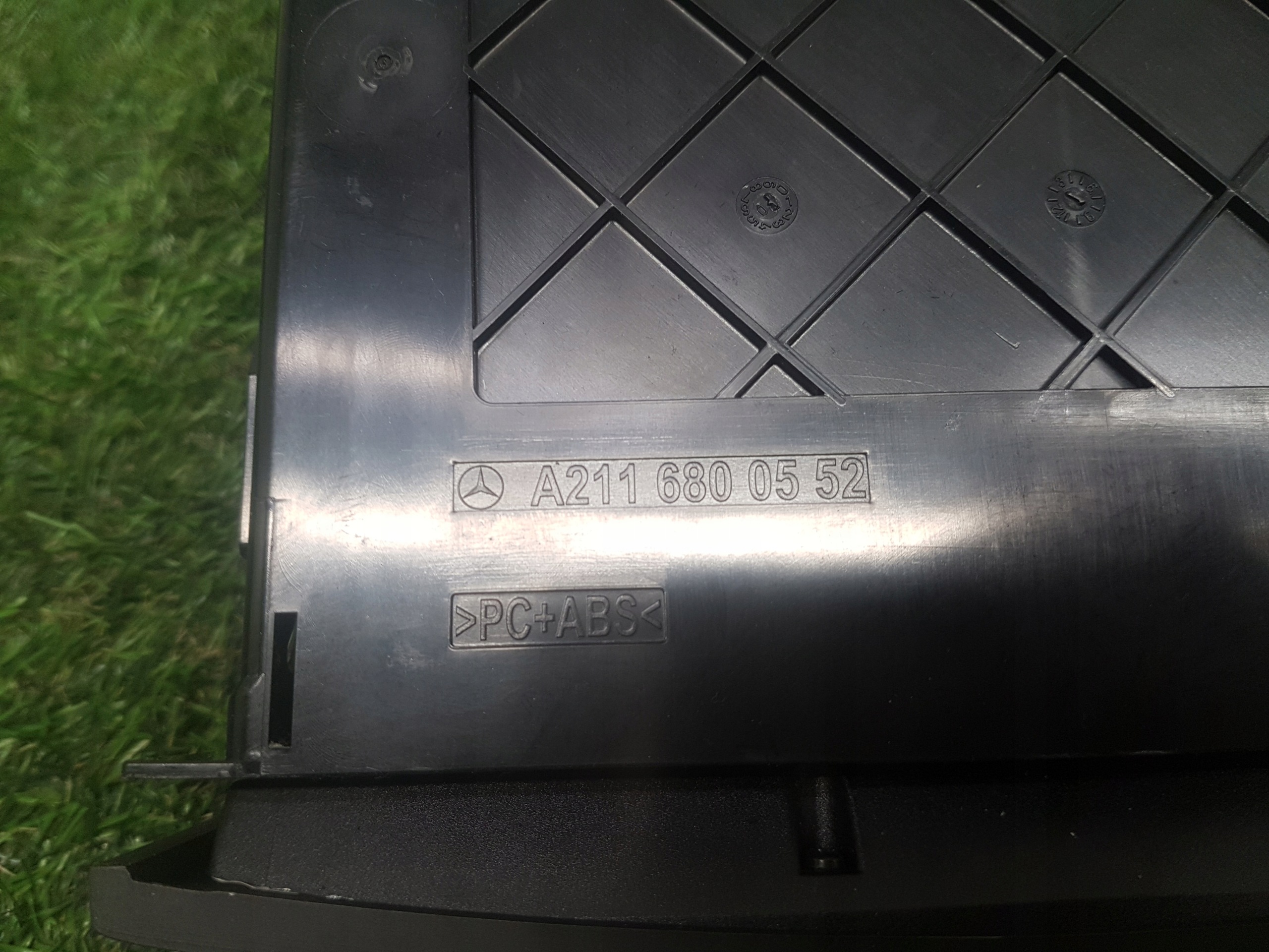 PANEL des schalter MERCEDES-BENZ E-klasse W211 A2116800552