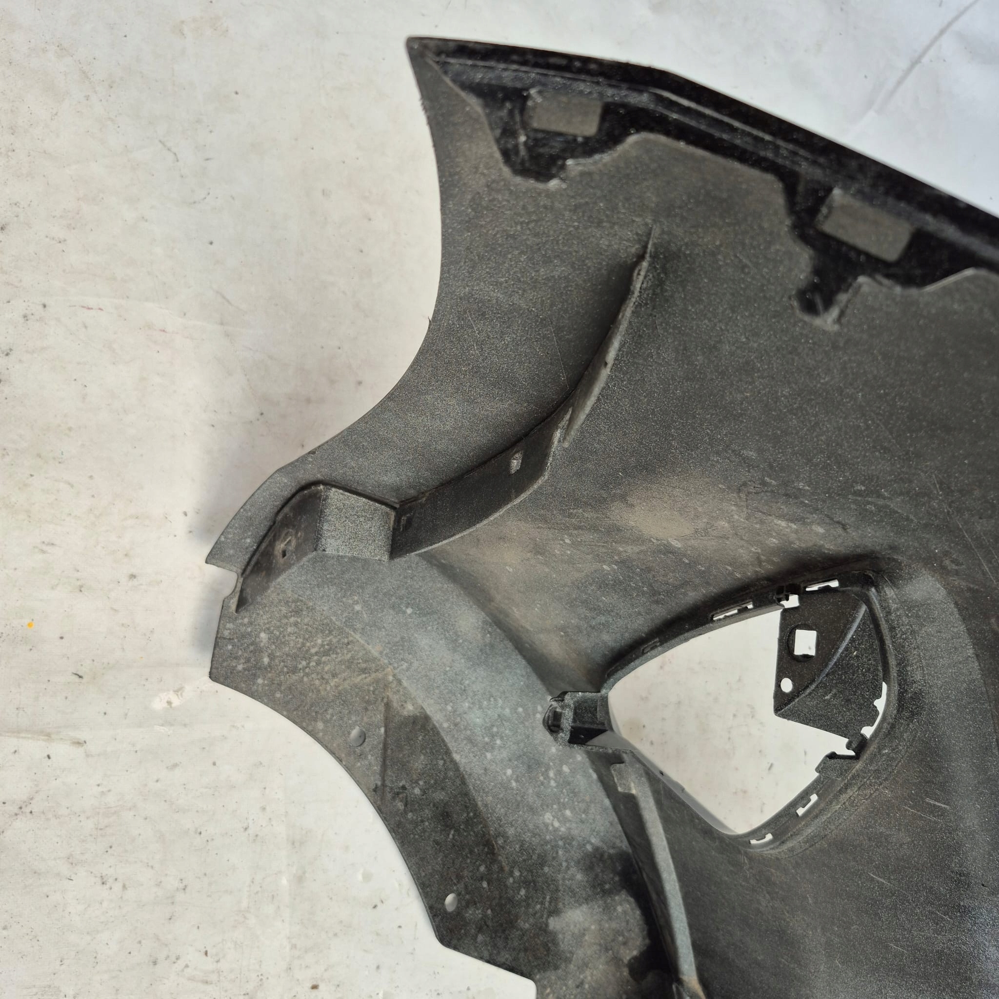 FORD FIESTA VIII 8 MK8 16-21 bumper front front