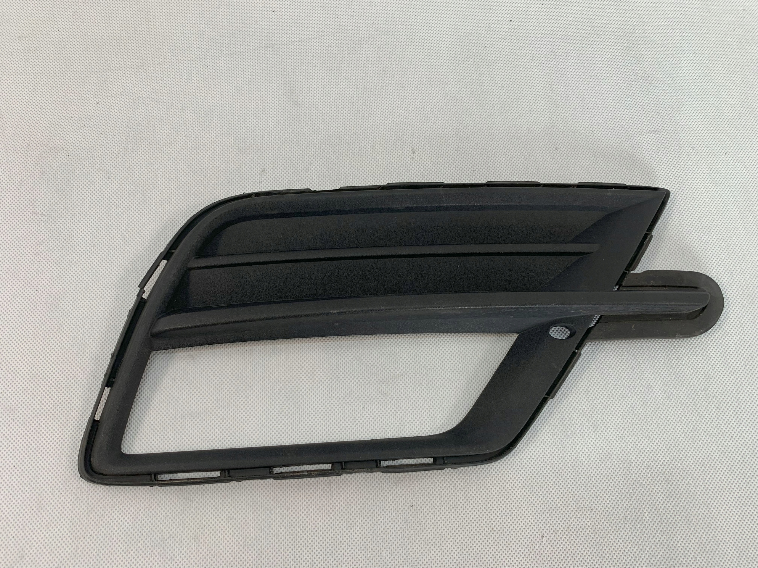 grille grid right bumper Volkswagen Caddy 15r VW 2015 05.25