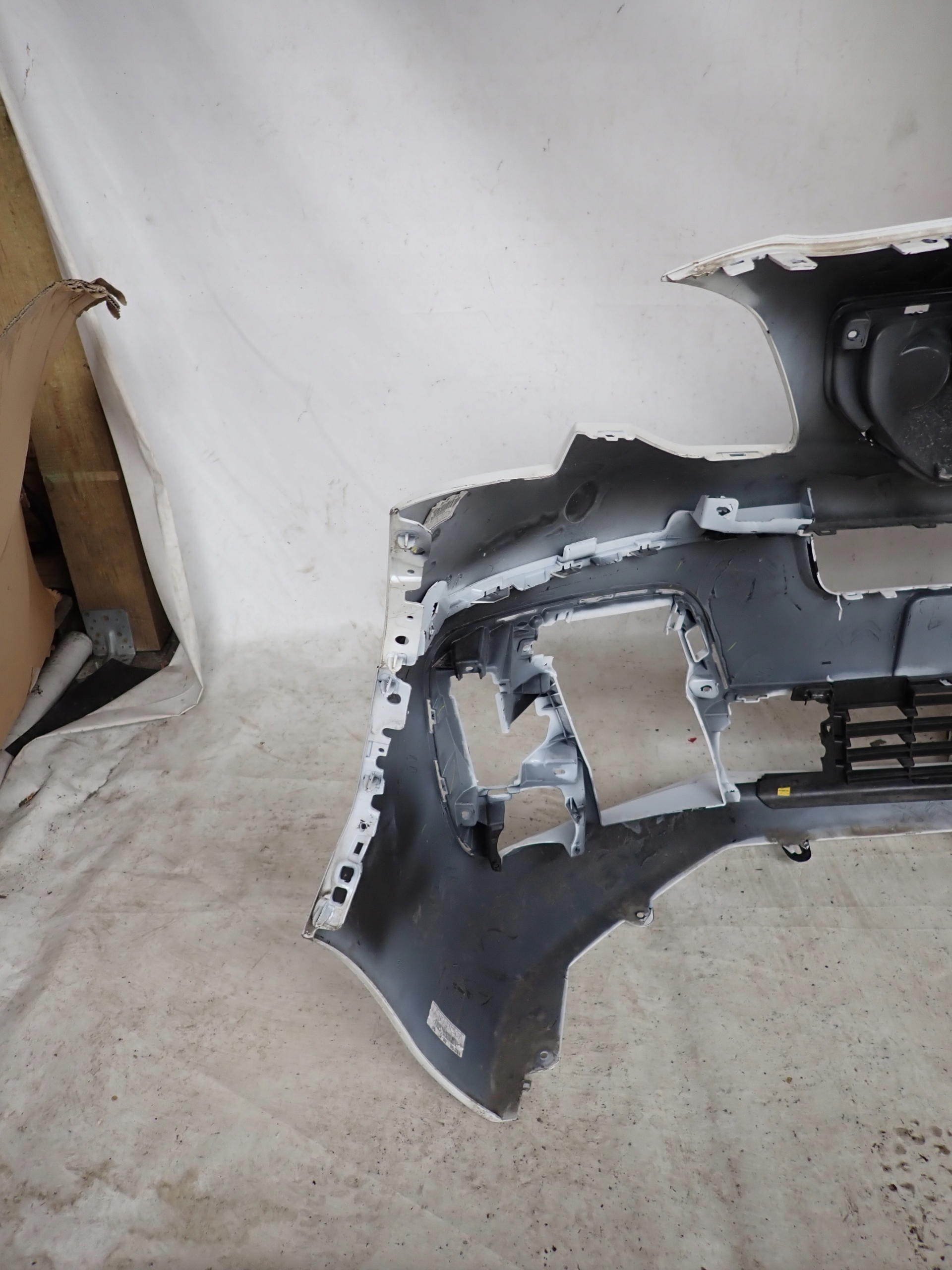 PEUGEOT EXPERT 16- bumper front front 9808639777