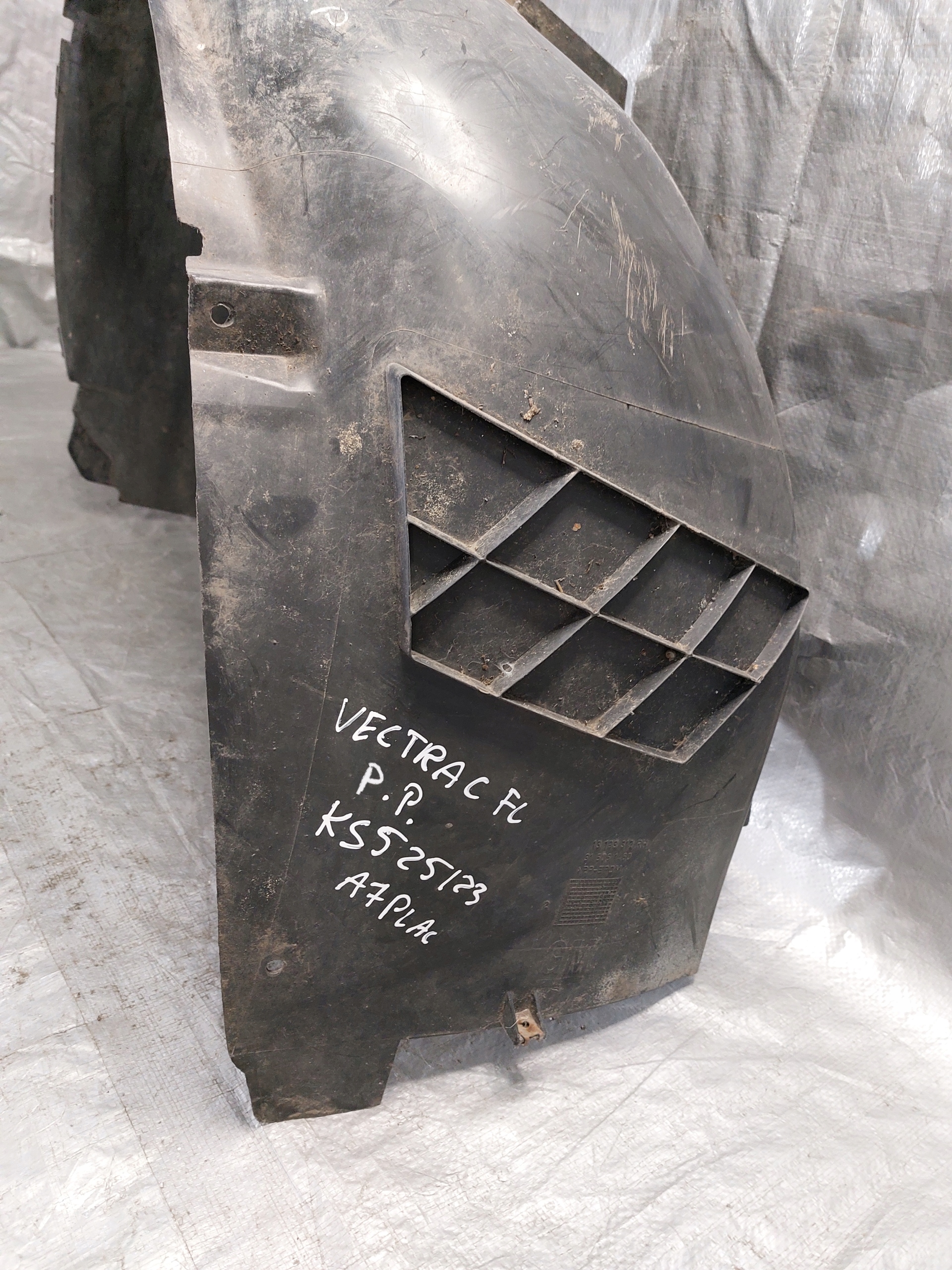 mudguard right front OPEL VECTRA C