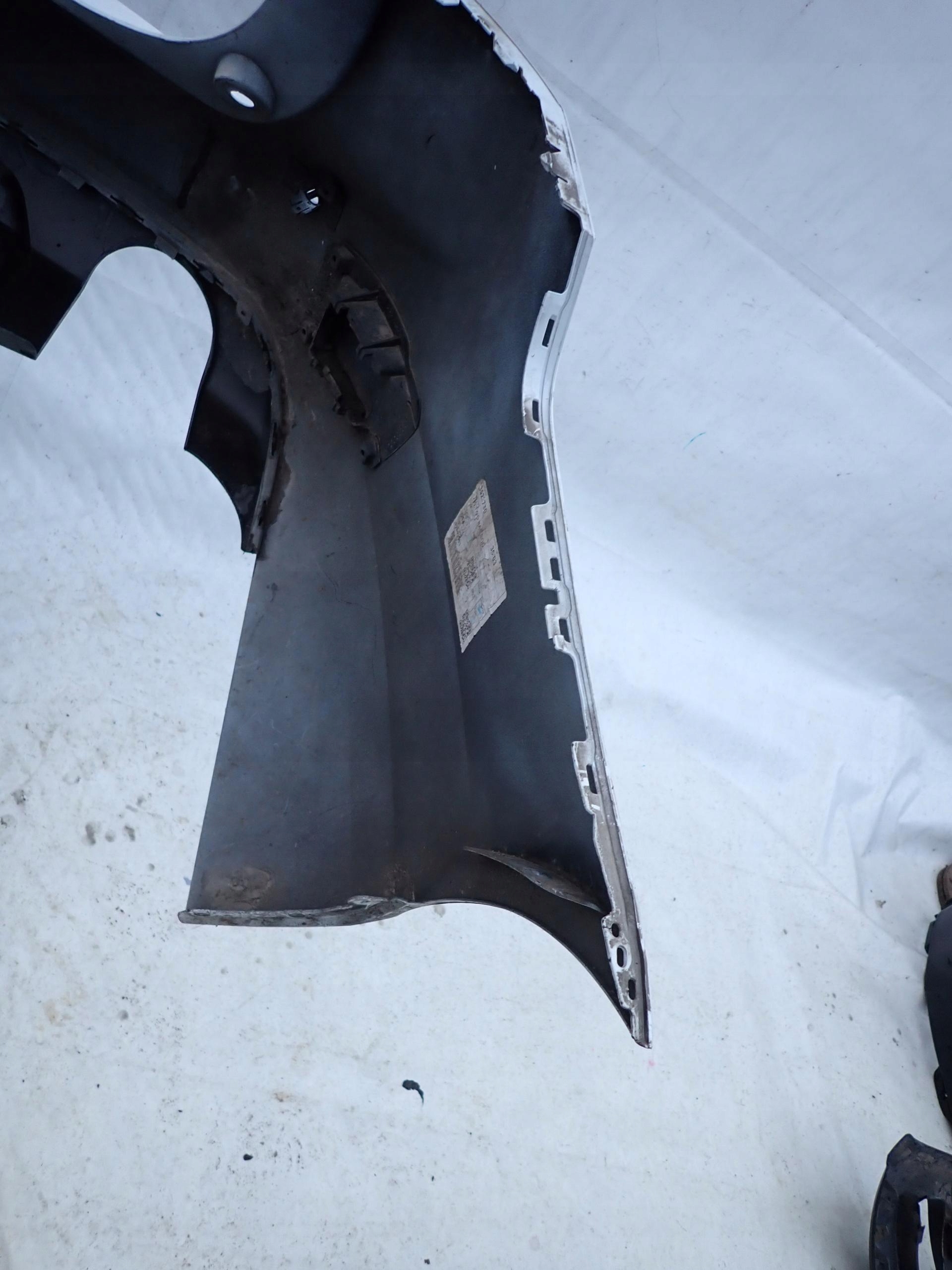 VOLVO V90 16-> bumper rear part rear PDC