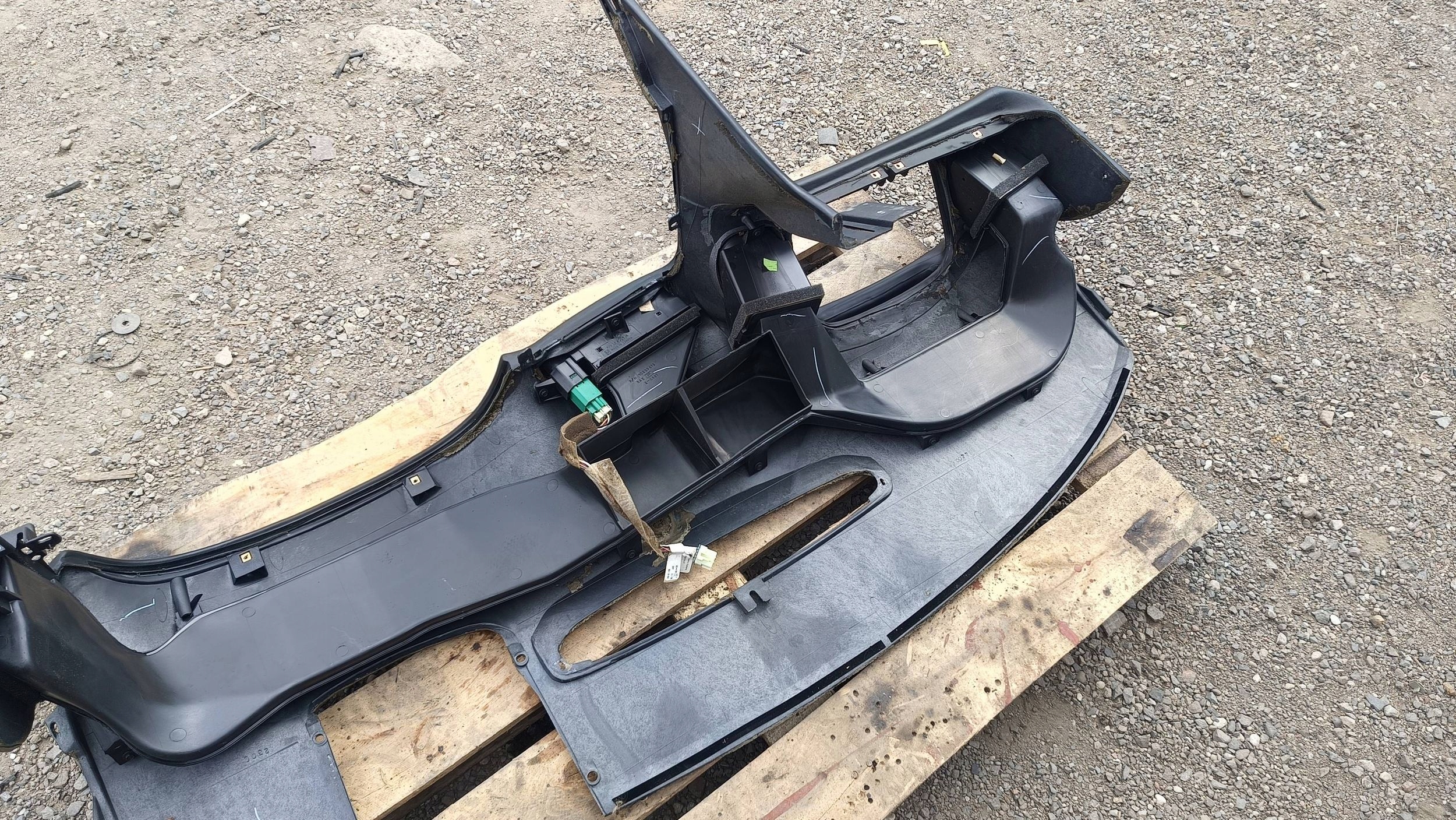 dashboard instrument panel cockpit HUD Chevrolet Corvette C5 1997 - 2004