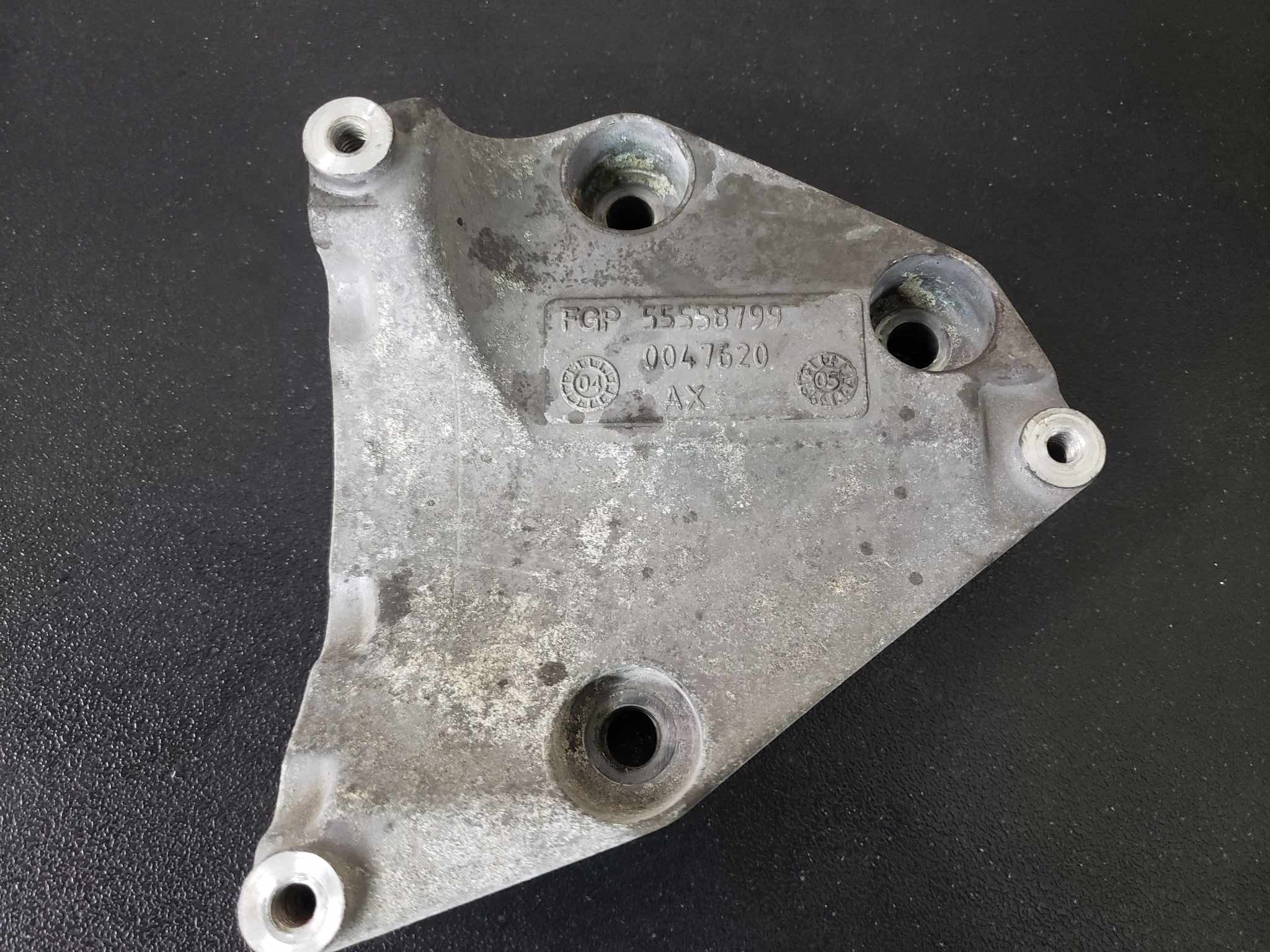 engine supporting mount SAAB 9-3 II 93 OE 55558799