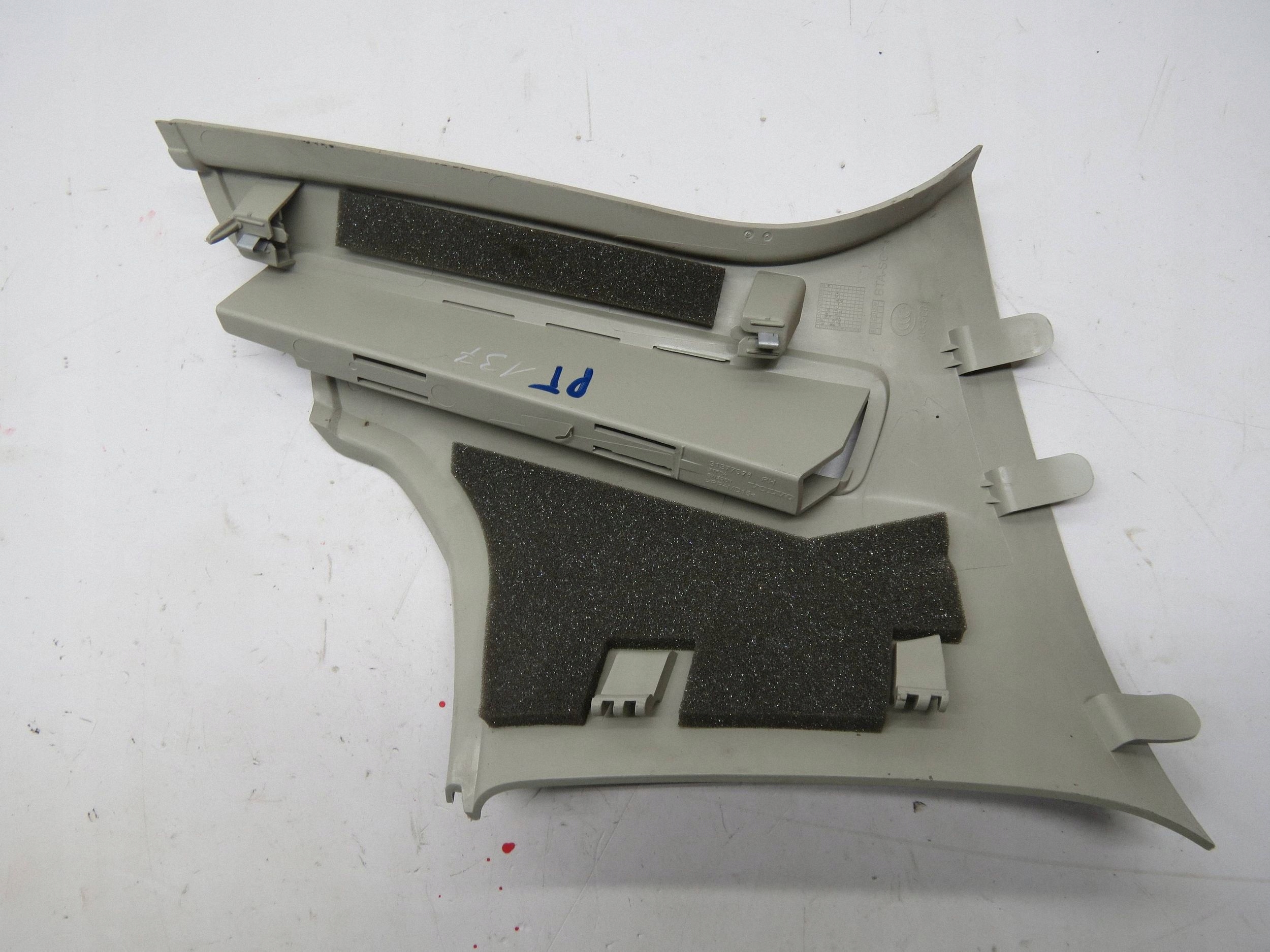 cover upper SLUPKA right D VOLVO S90 V90 31377678