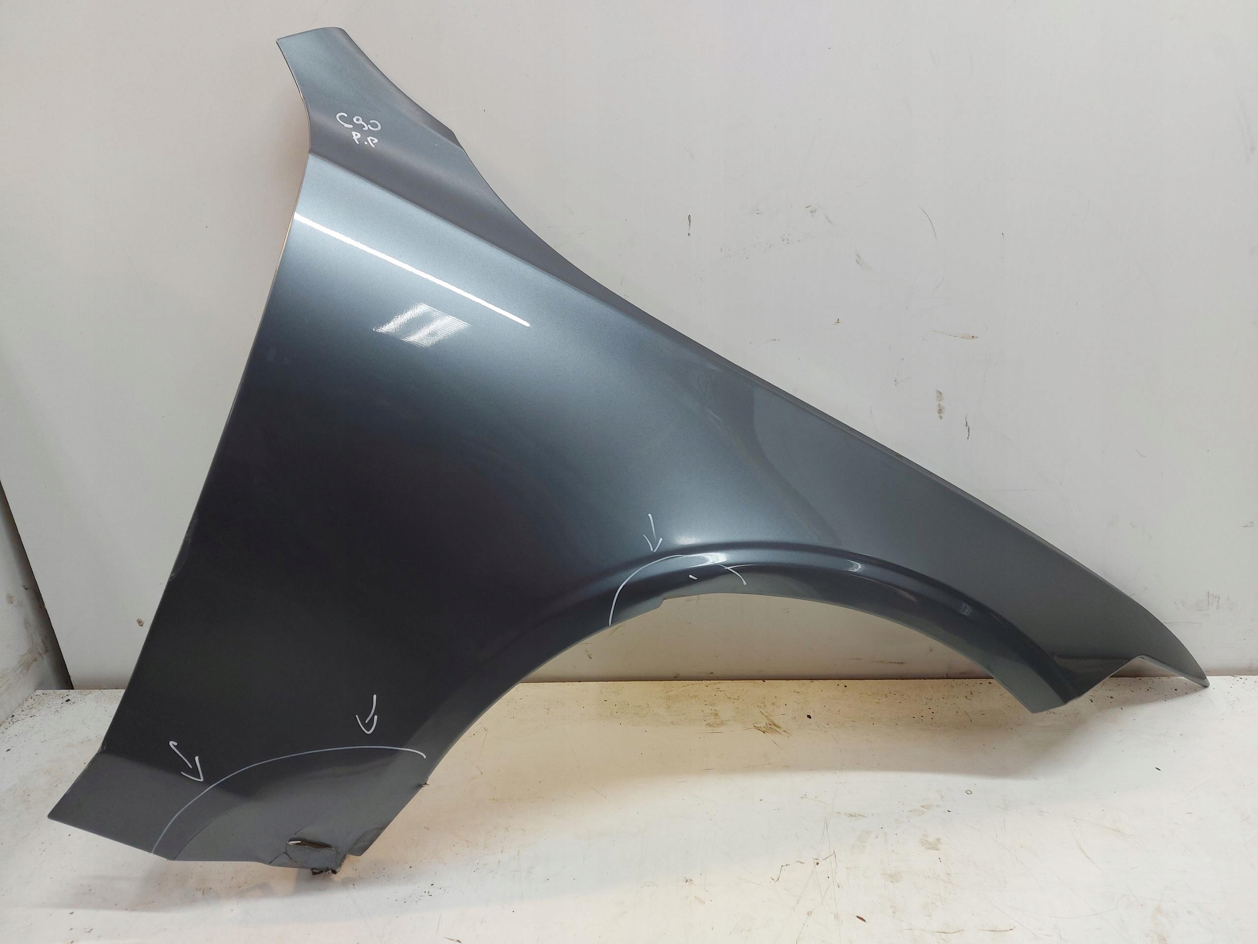 VOLVO S90 D5 sedan fender right front