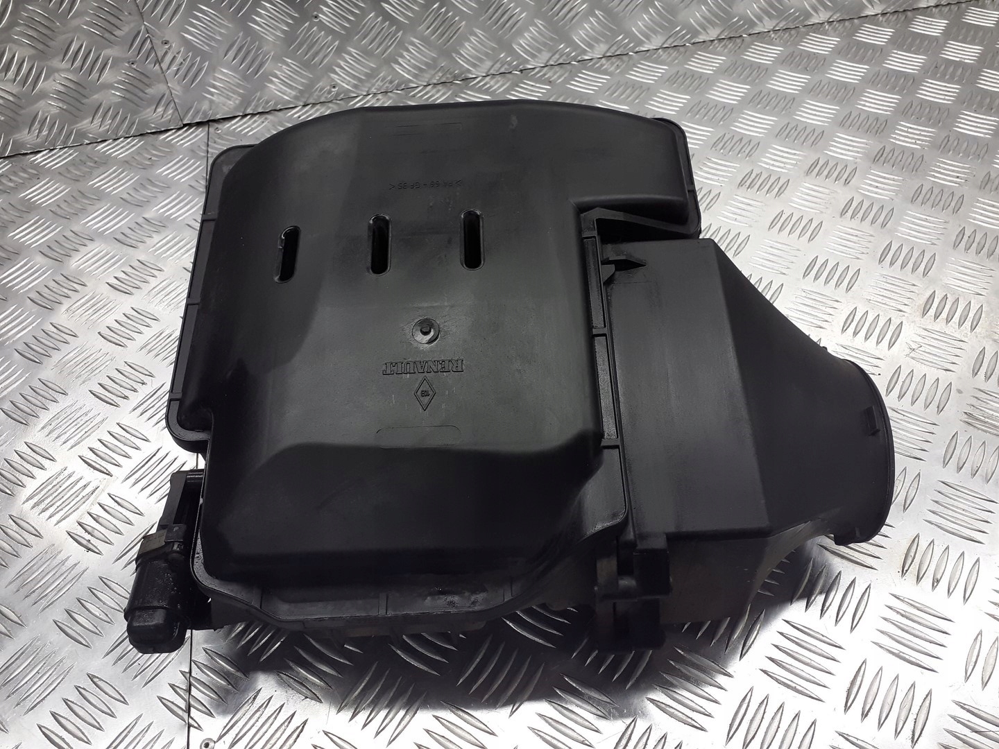 КОРПУС ПОВІТРЯНОГО ФІЛЬТРА THALIA І 8200420862