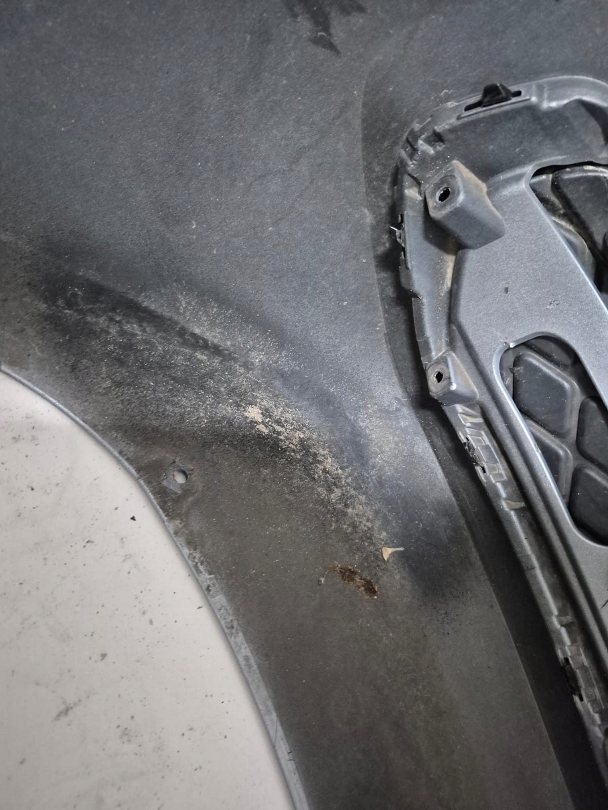 VW PASSAT B9 KOMBI R-LINE 23-> lökhárító far hátsó 6XPDC HAK