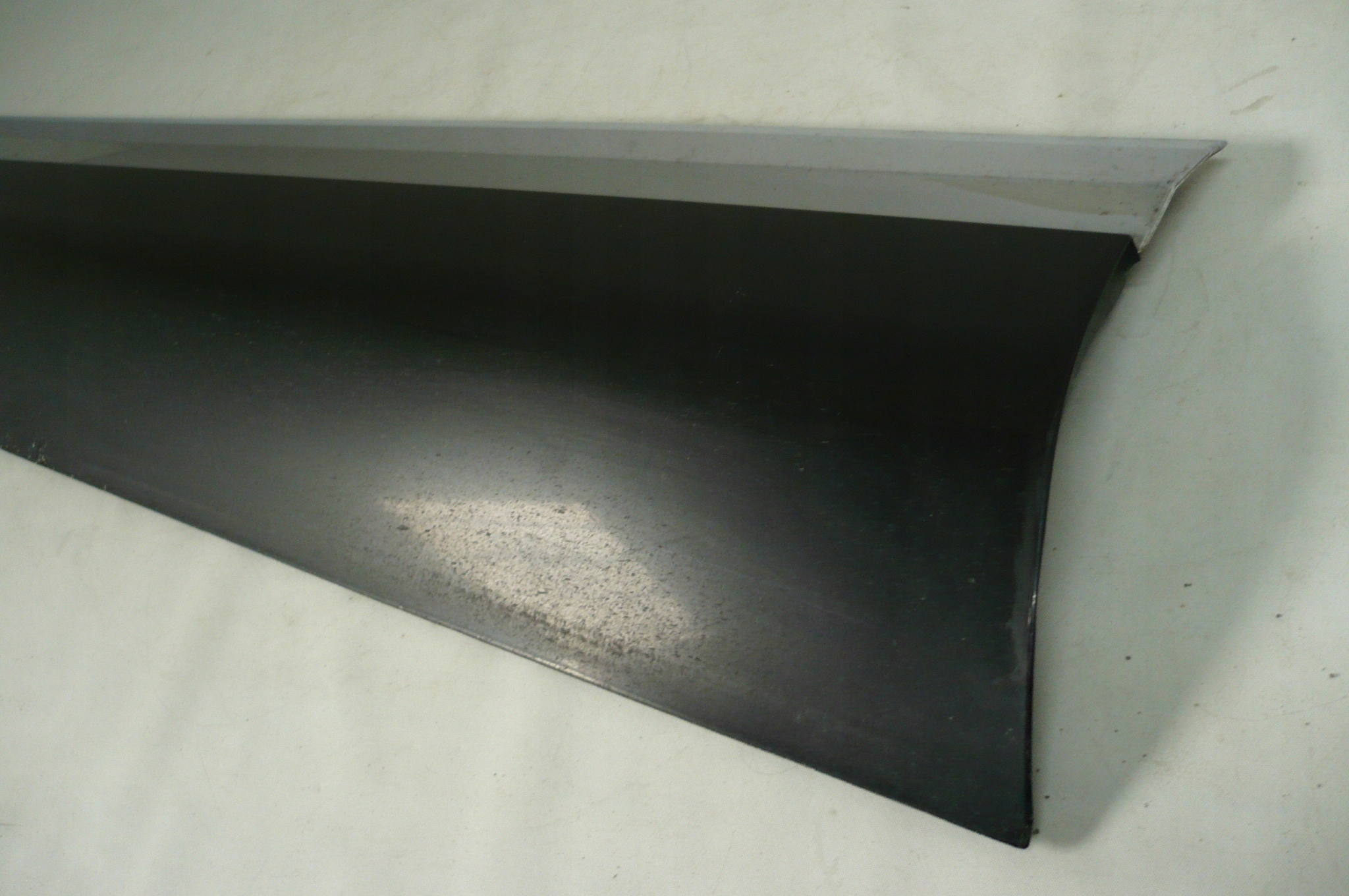 VW TOUAREG II 7P6 10-> moulding door left front original