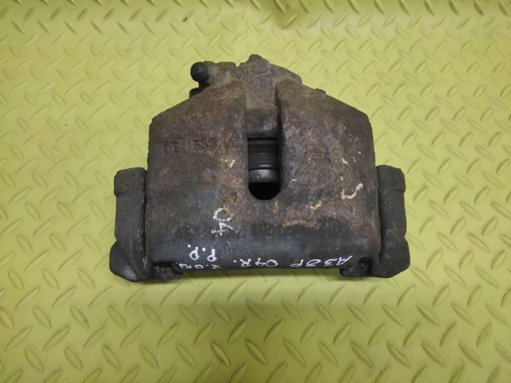 AUDI A3 8P 2.0 FSI caliper brake right front