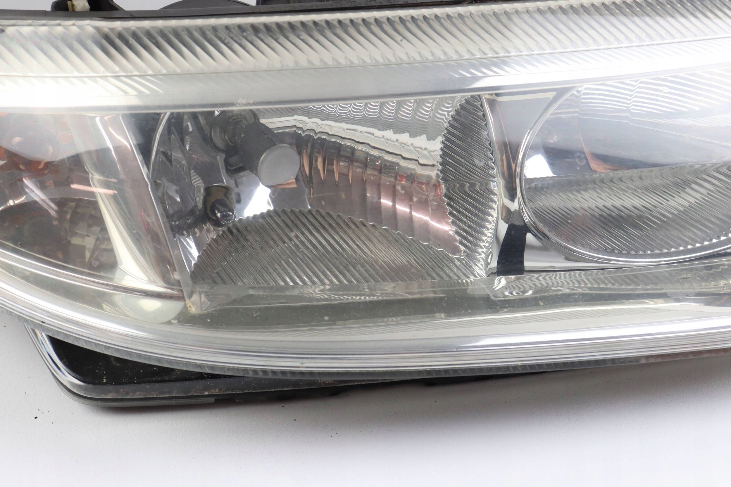 RENAULT LAGUNA II light front right front EUROPA 8200002847