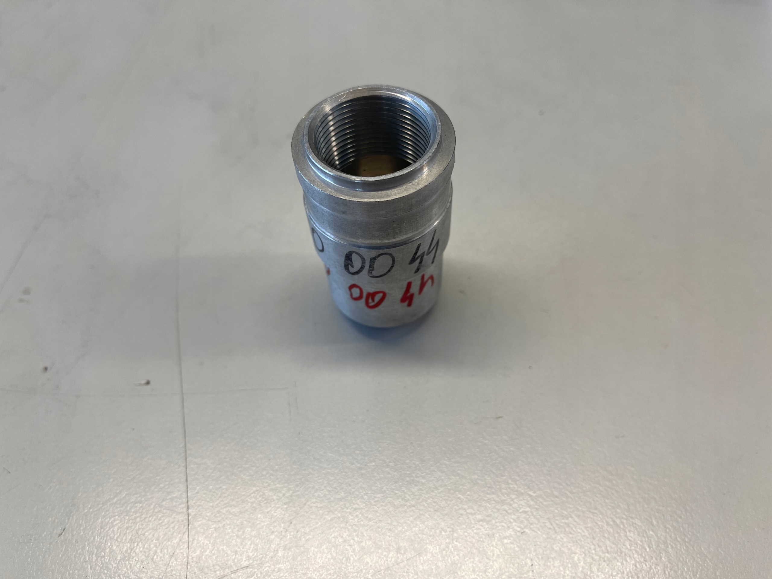 1261800044 - MERCEDES OM615 616 617 M130 втулка масляного насоса