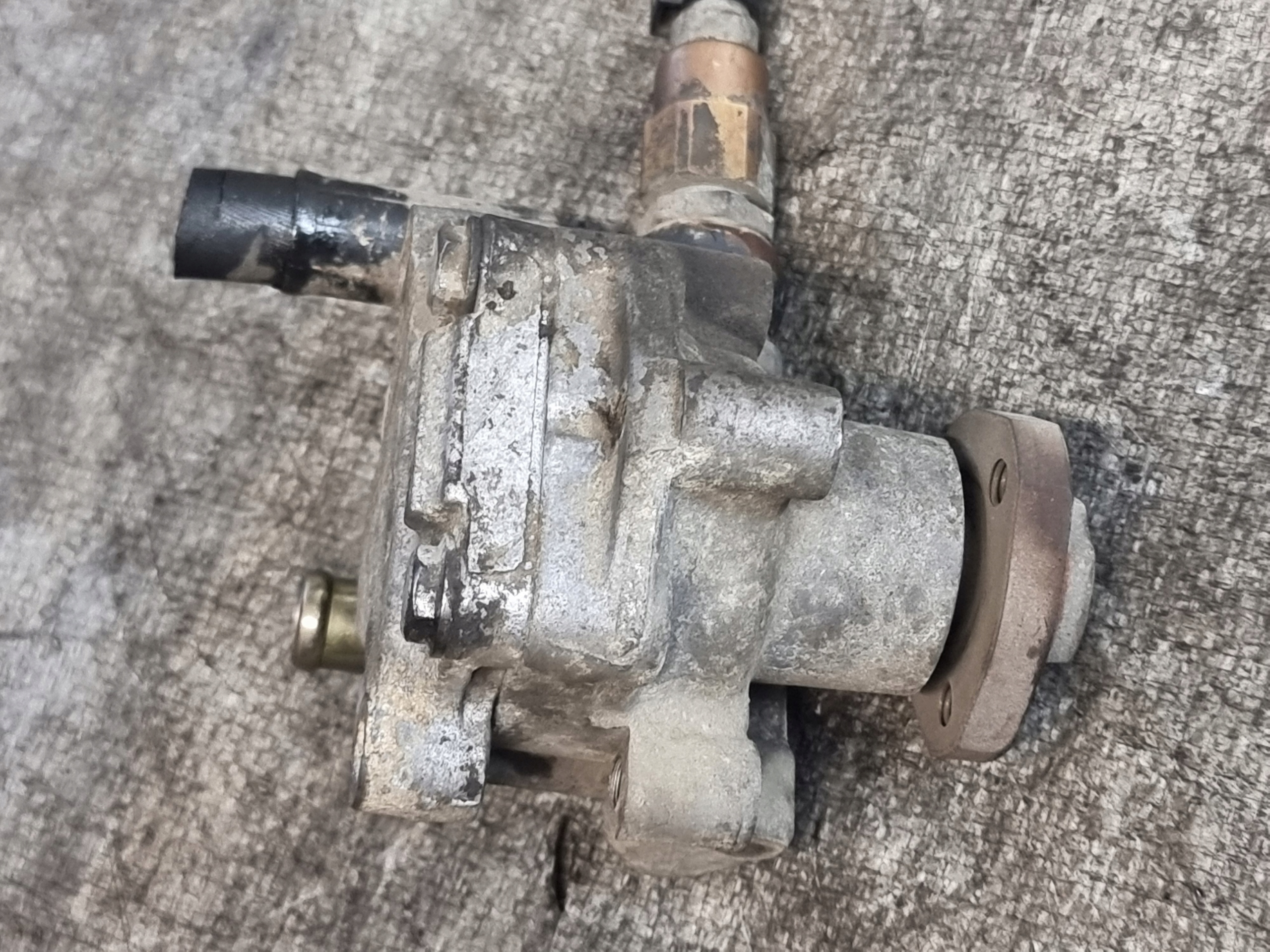 servo pump OE 1J0422154B AUDI A3 8L 1.6B 75kW 01r