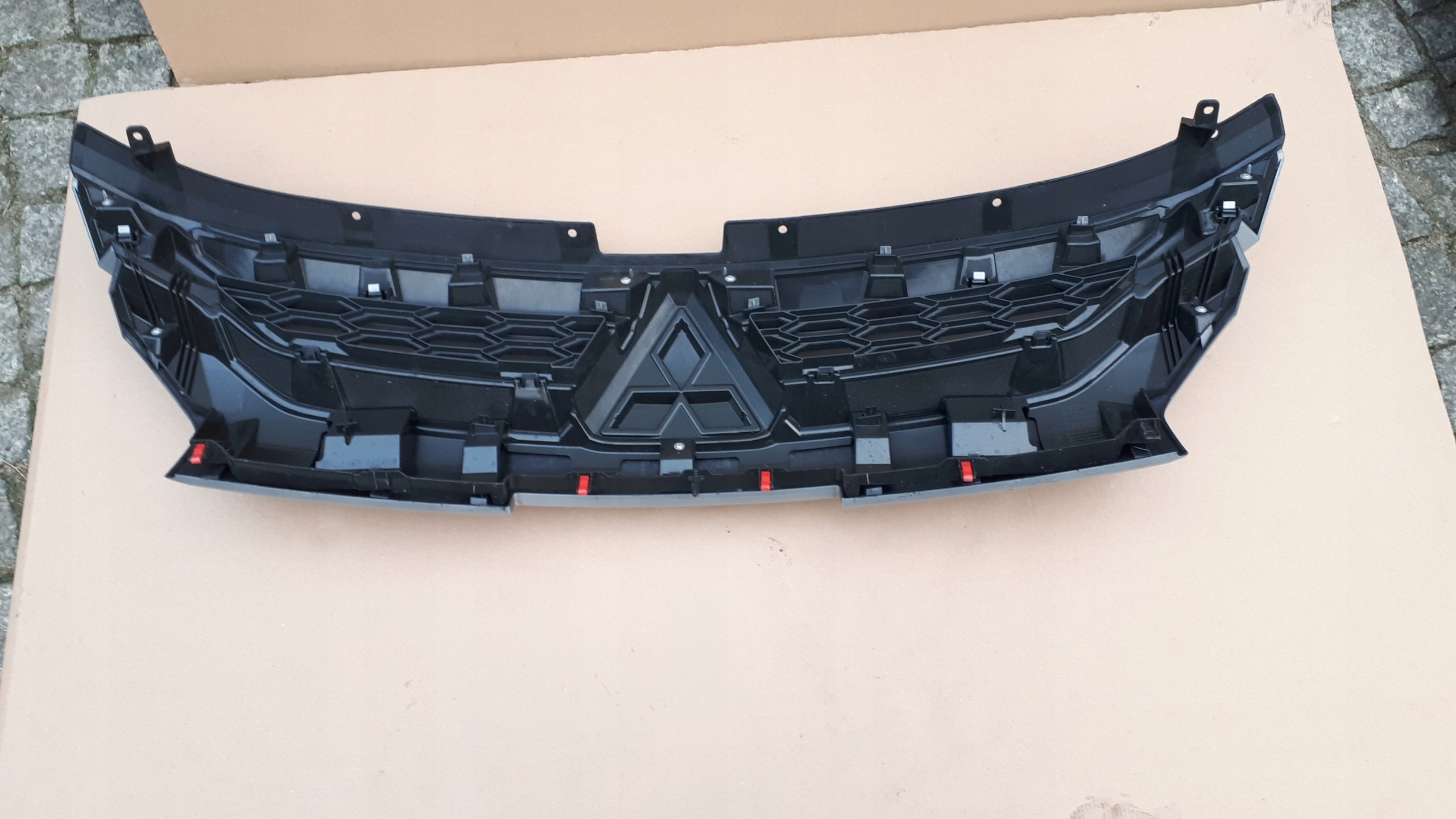 Mitsubishi L200 K60T Kühlergrill FRONTGRILL Kühlergitter 7405A292 - Thumbnail 7