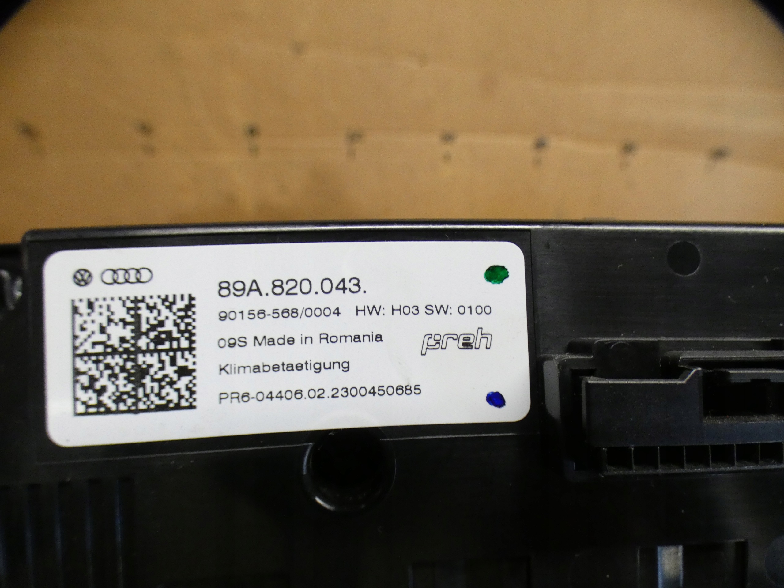 Audi Q4 89A 45 E-TRON , SUV, 2023, PANEL KLIMATYZCJI 89A820043