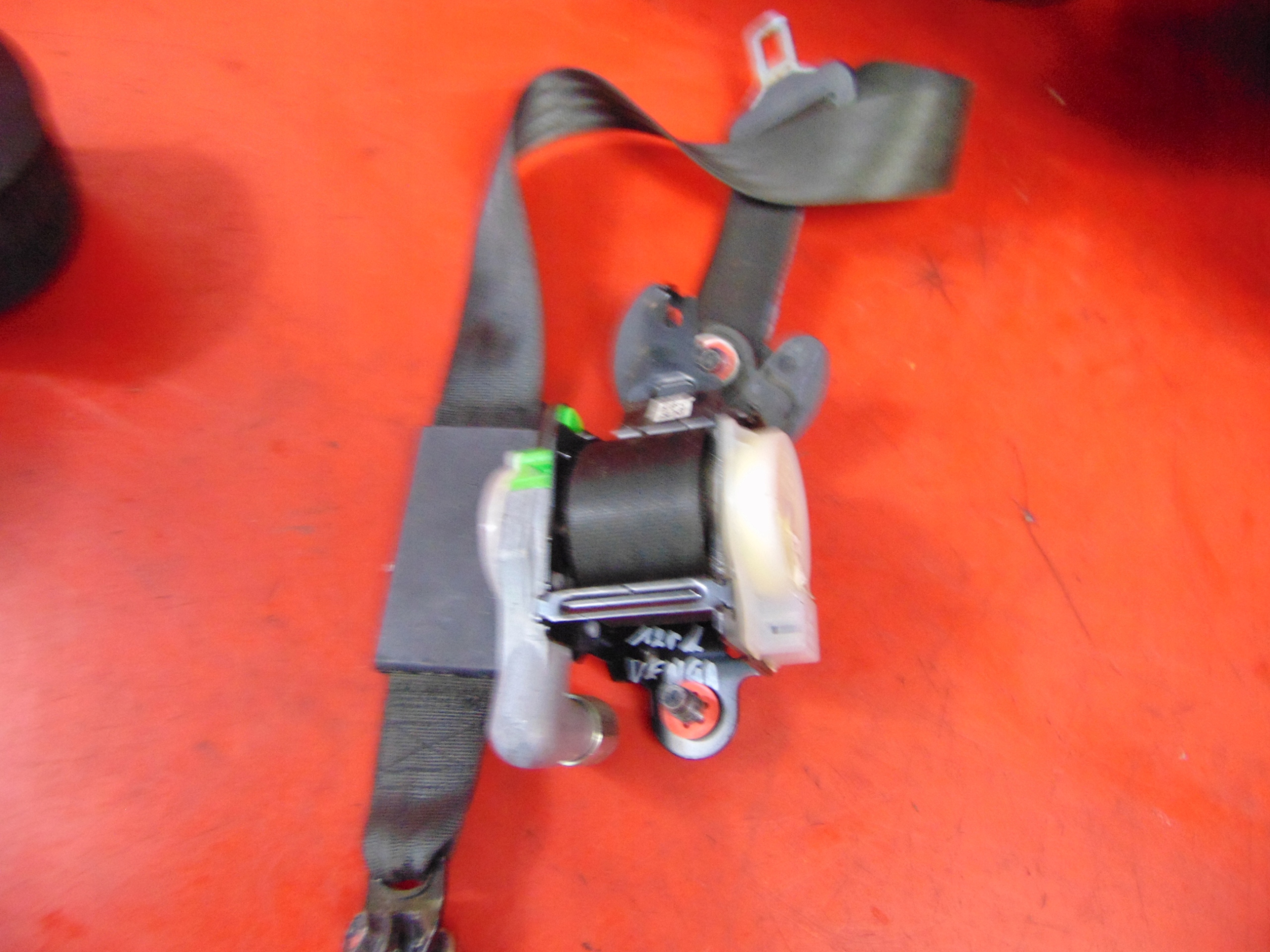 KIA VENGA YN 09- dashboard console airbags airbag tension belt