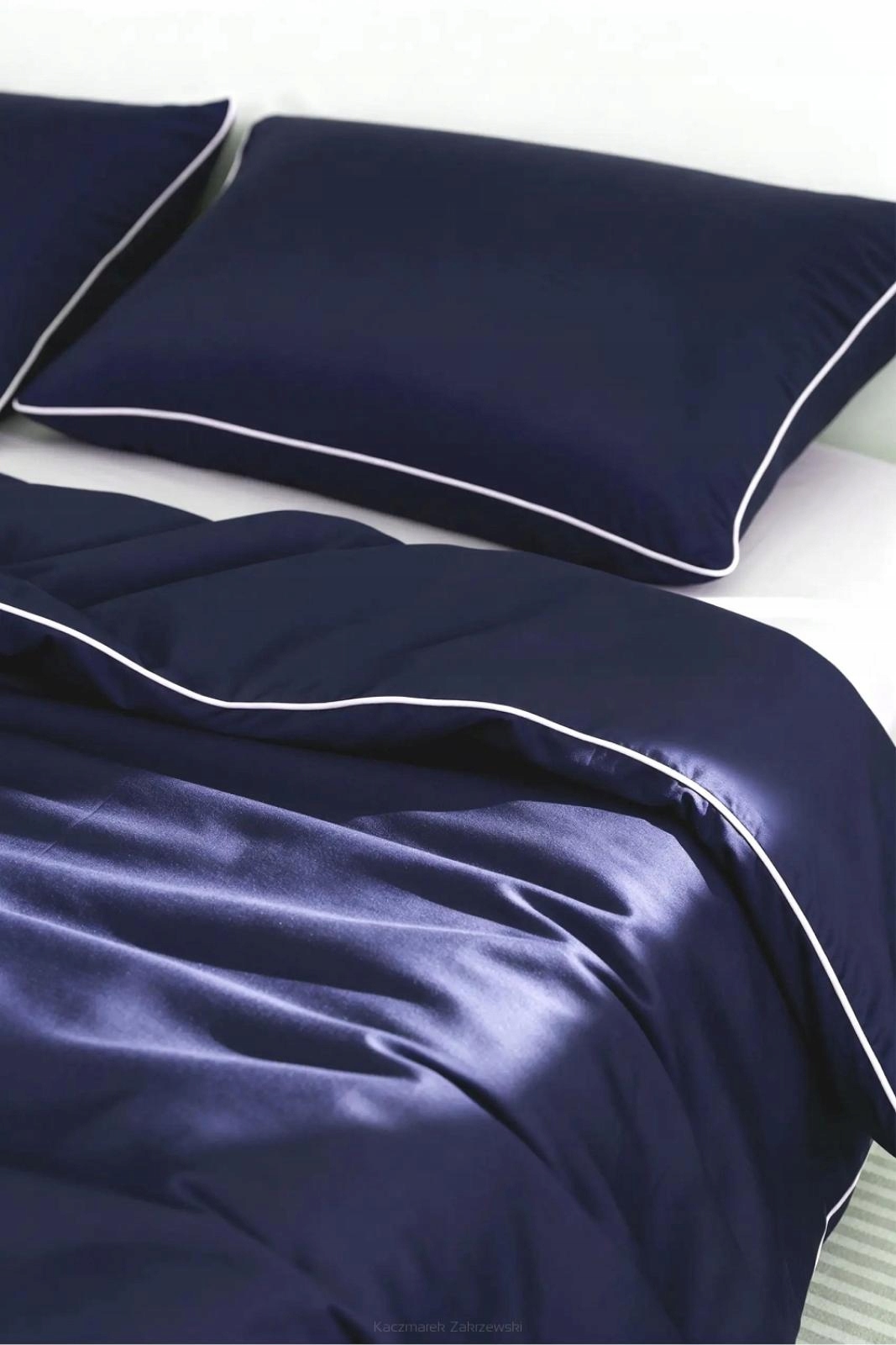 Posteľná Bielizeň bambusová 160x200 modrá s bielou bizou