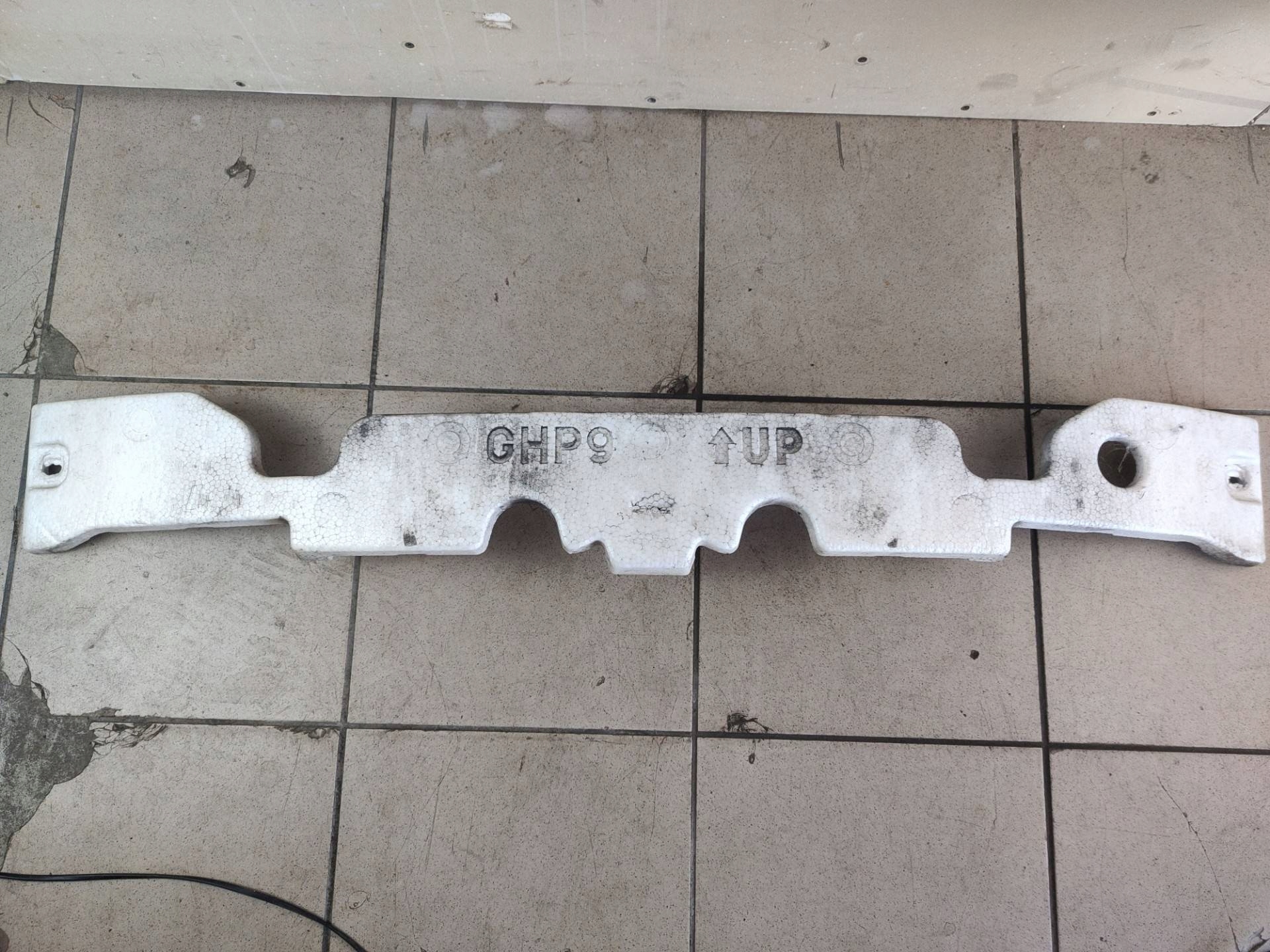 Absorber nárazníku předek Mazda 6 3 GJ 2014 GHP9-50111