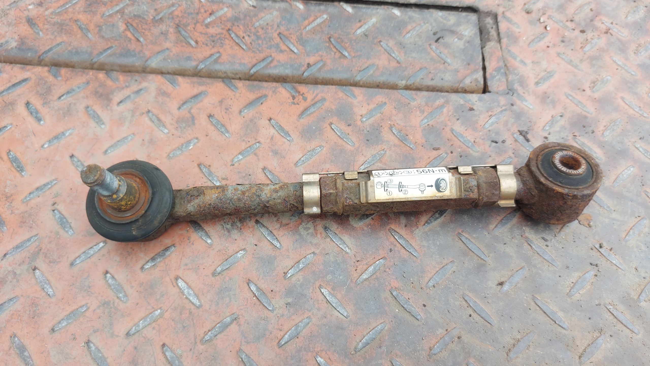 Querlenker links heck LEXUS IS 220 05