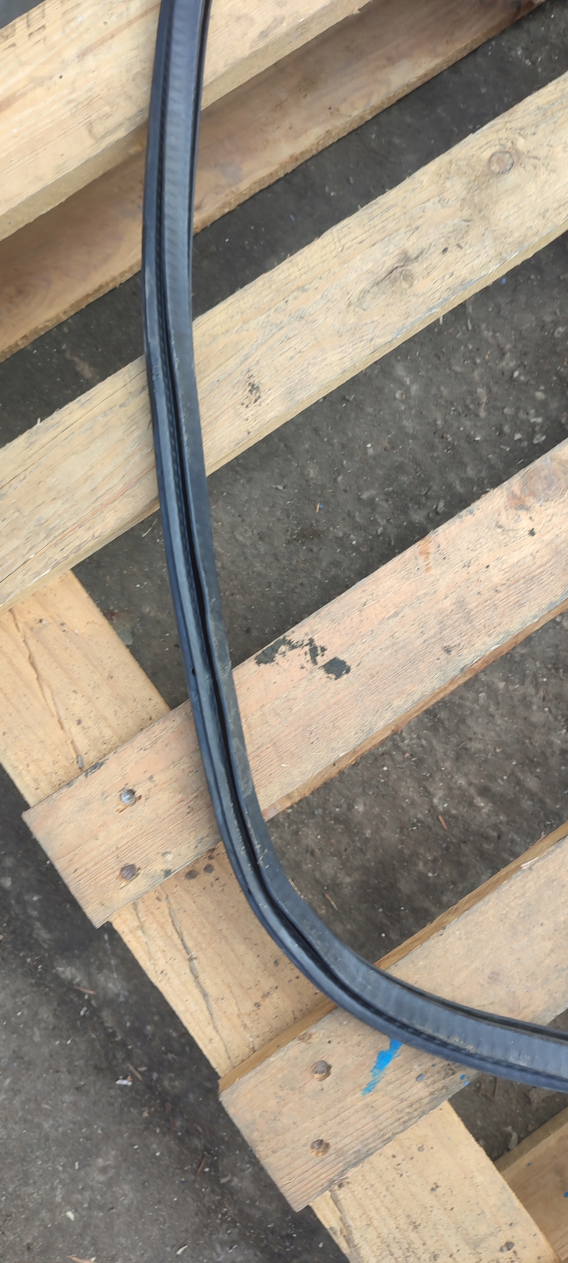 Dichtsatz Tür links heck AUDI A4 B6 Sedan 8E5833721B