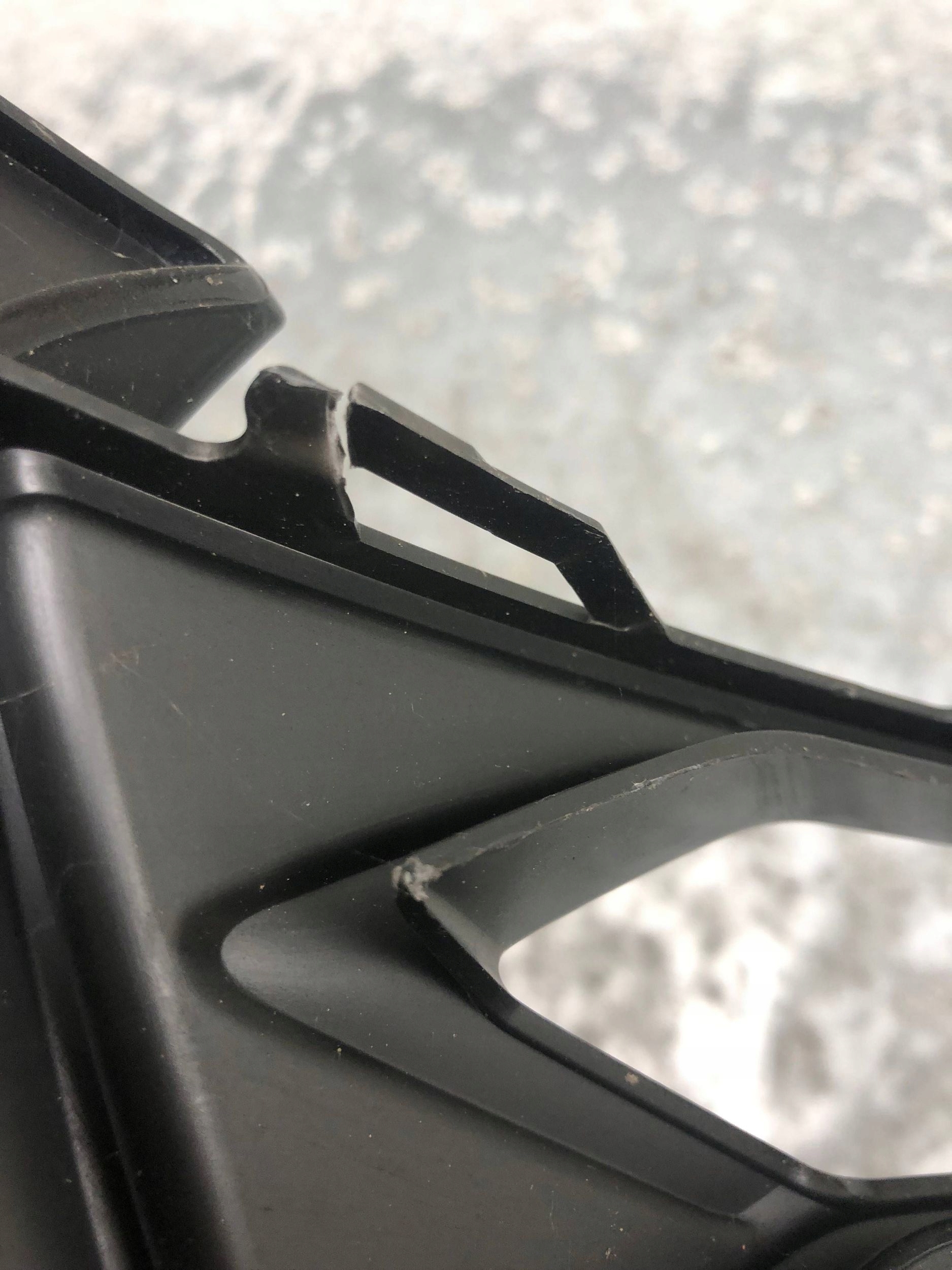 grid of a bumper right front VW GOLF VIII 5H0853666AA