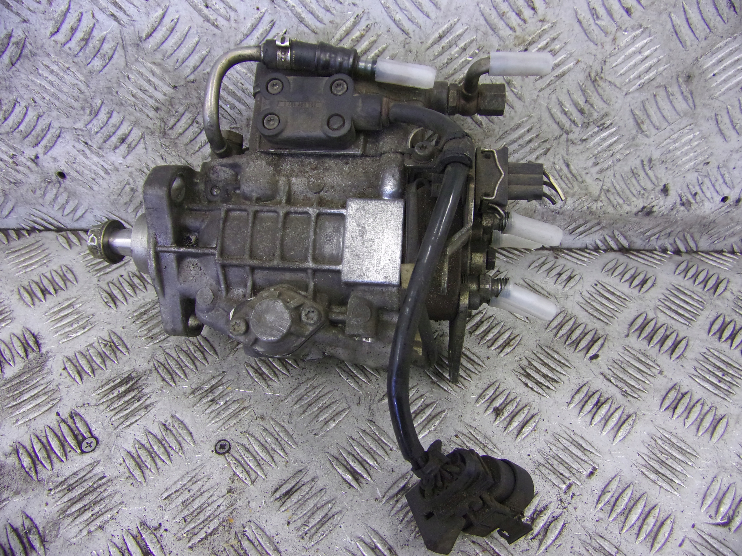 injection pump VOLKSWAGEN PASSAT B5 0280130115M