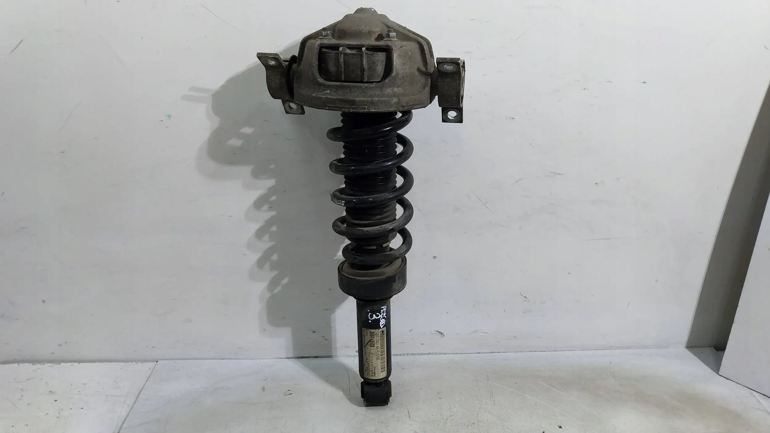 STOSSDÄMPFER HECK LINKS 7L5513029E PORSCHE CAYENNE