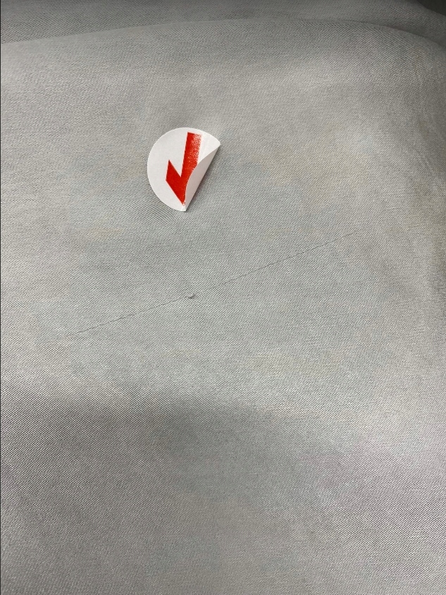 PRETTY LAVISH SUKIENKA SATYNOWA SREBRNA 40 L 1ACV Rozmiar L