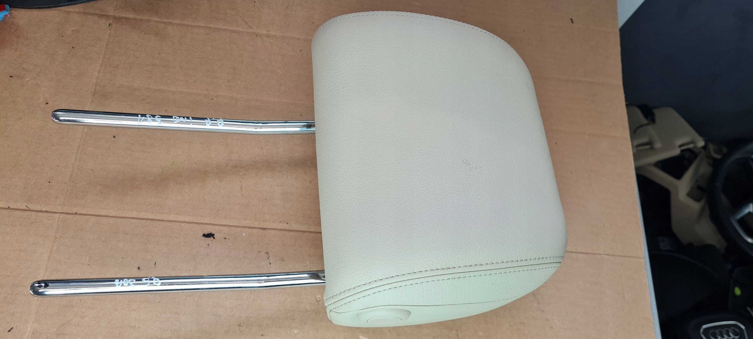 Q5 80A rest seat left right front leather ATLASBEIGE 80A881901AJ