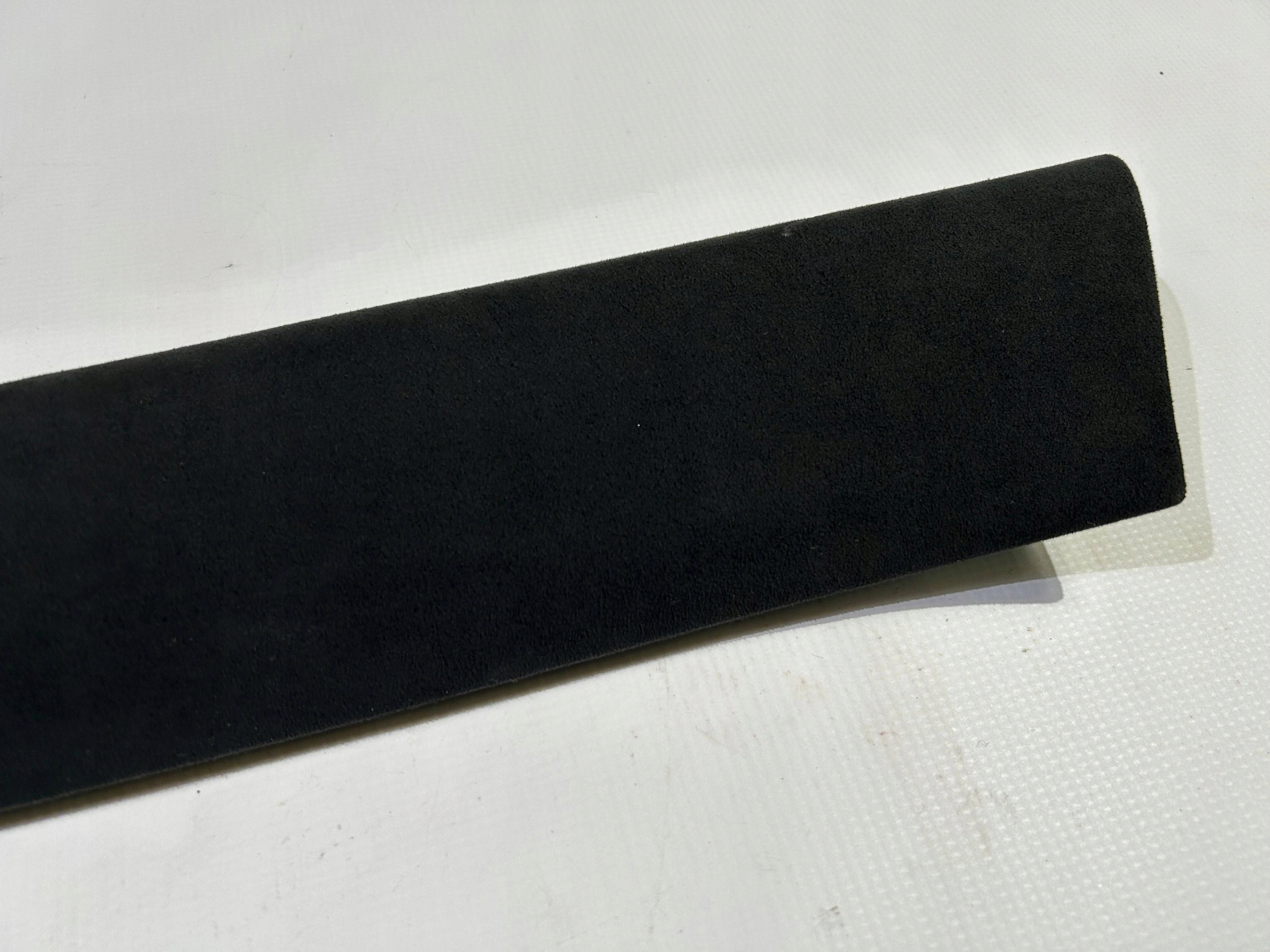 side cover panel slupka A left left alcantara Dodge Durango 2021