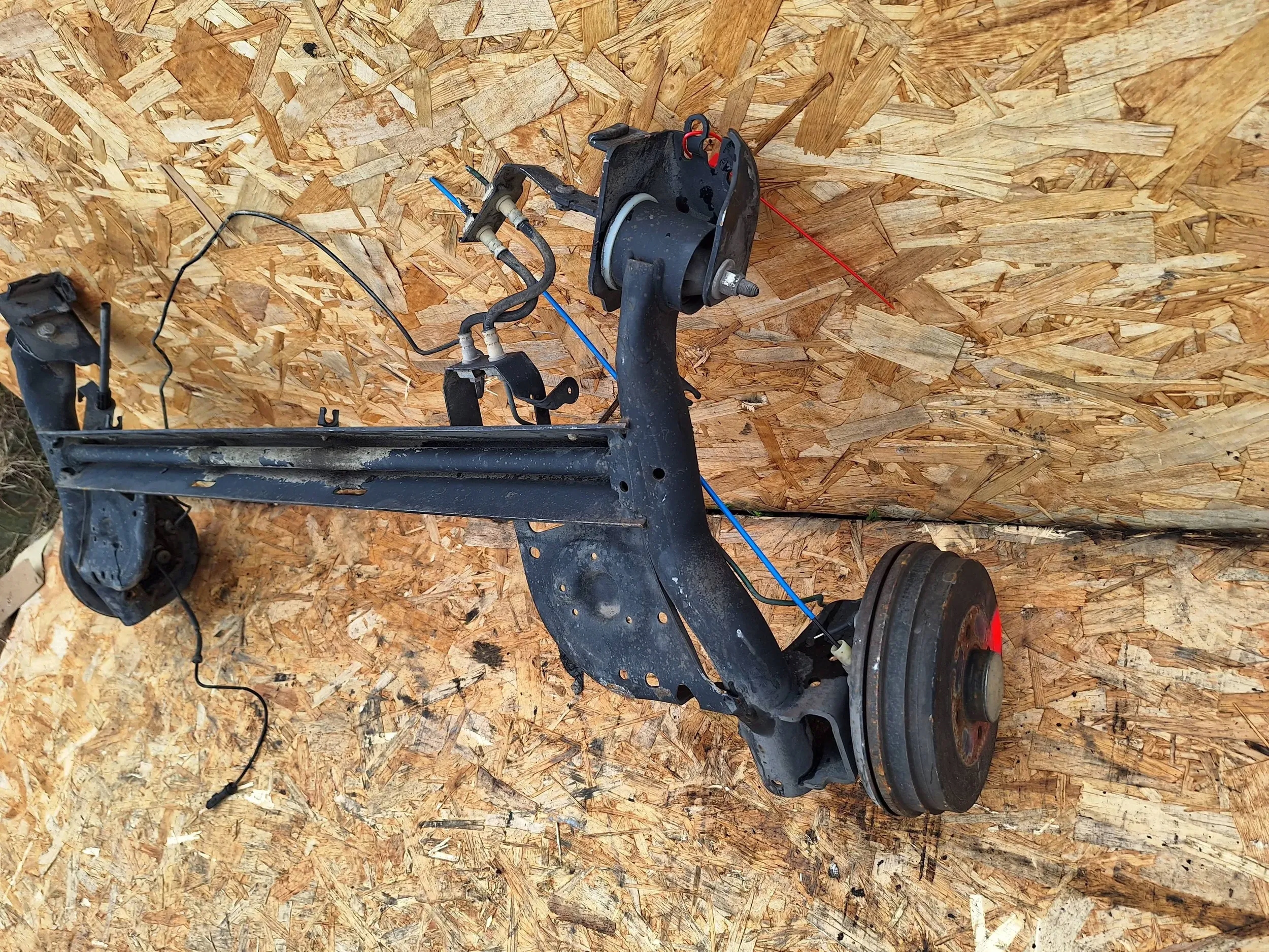 axis rear part Renault Clio III Kombi 09