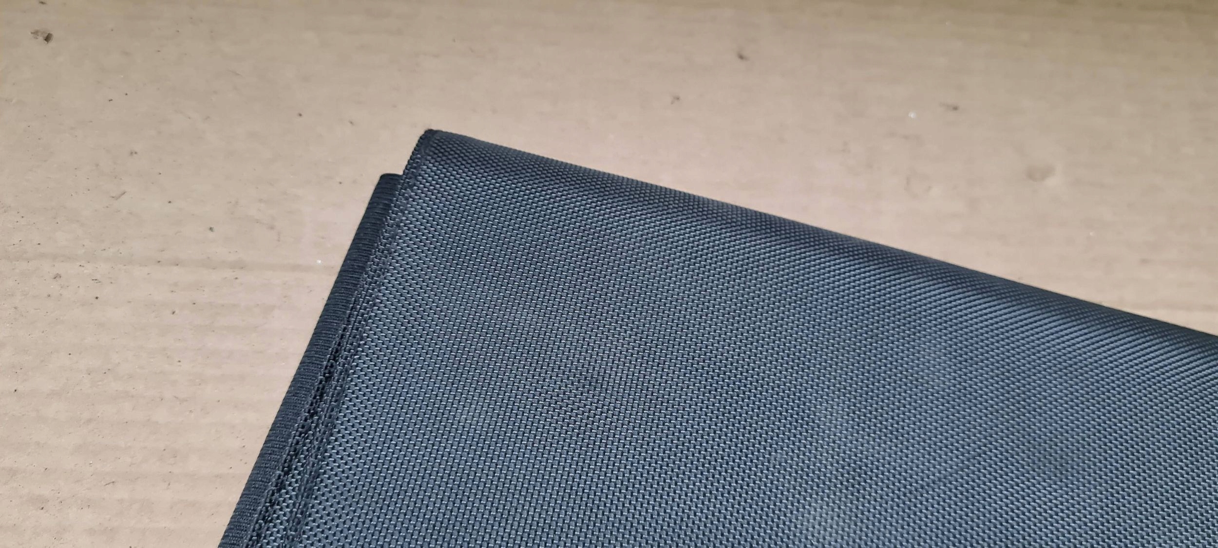 A4 B9 8W SASZETKA pour DOKUMENTY ETIU Couverture