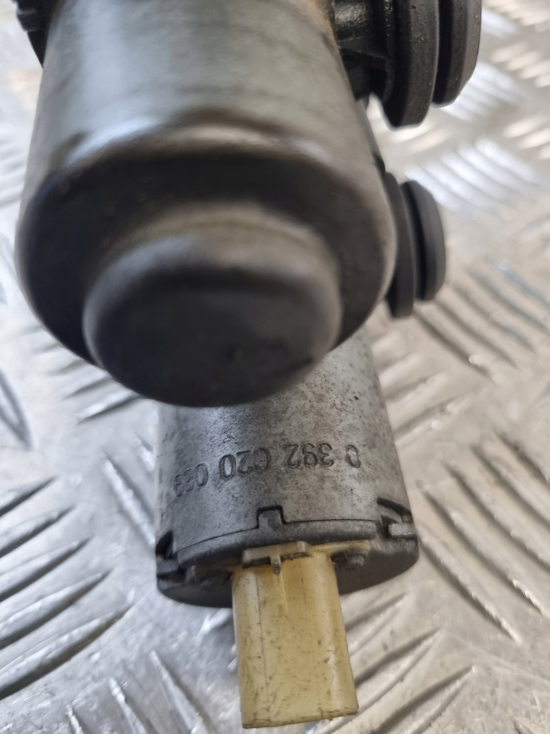 solenoid valve pump of water BMW E46 318D
