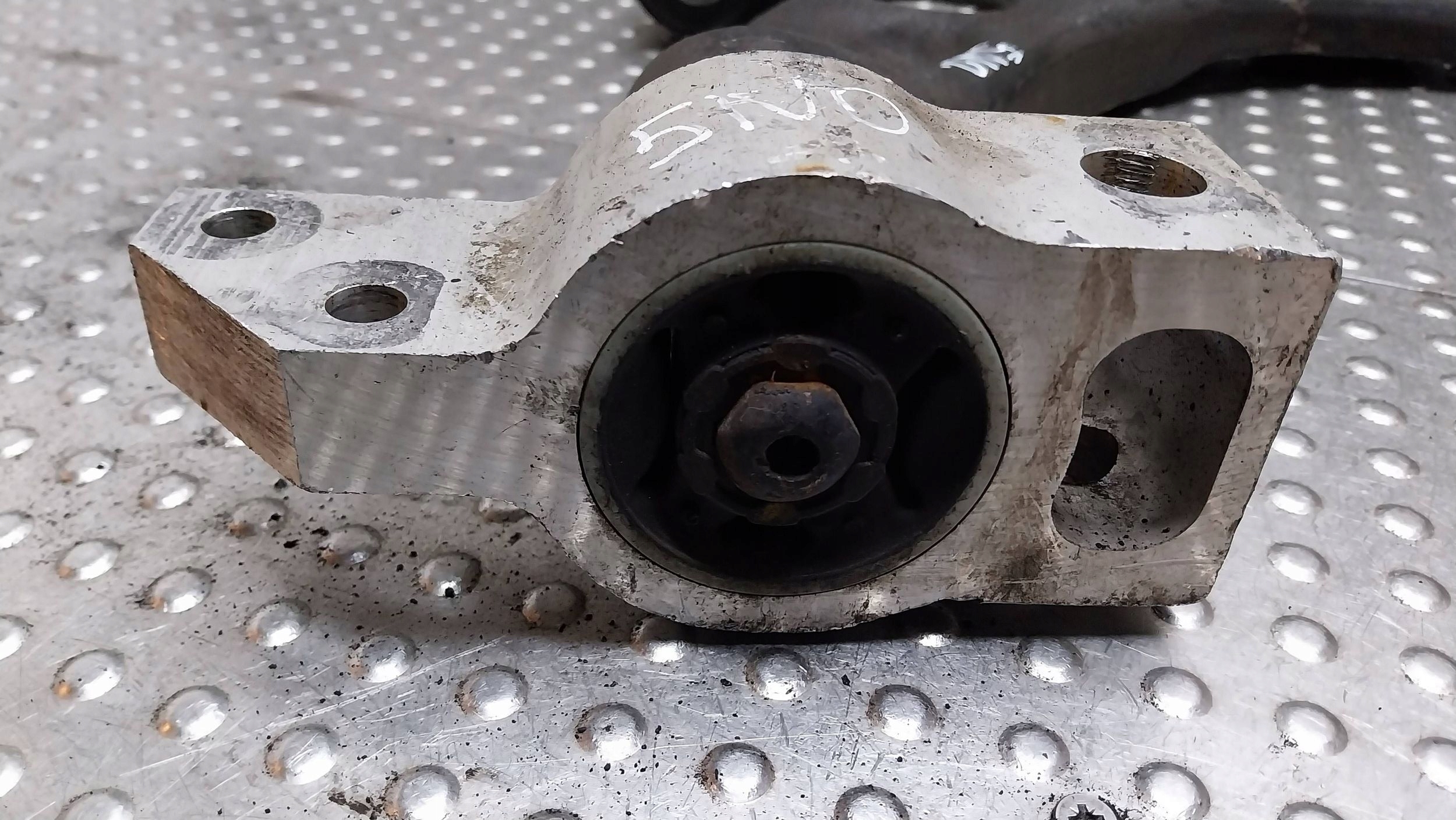 arm right front 5N0407152 VW PASSAT CC B7 TIGUAN and 5N