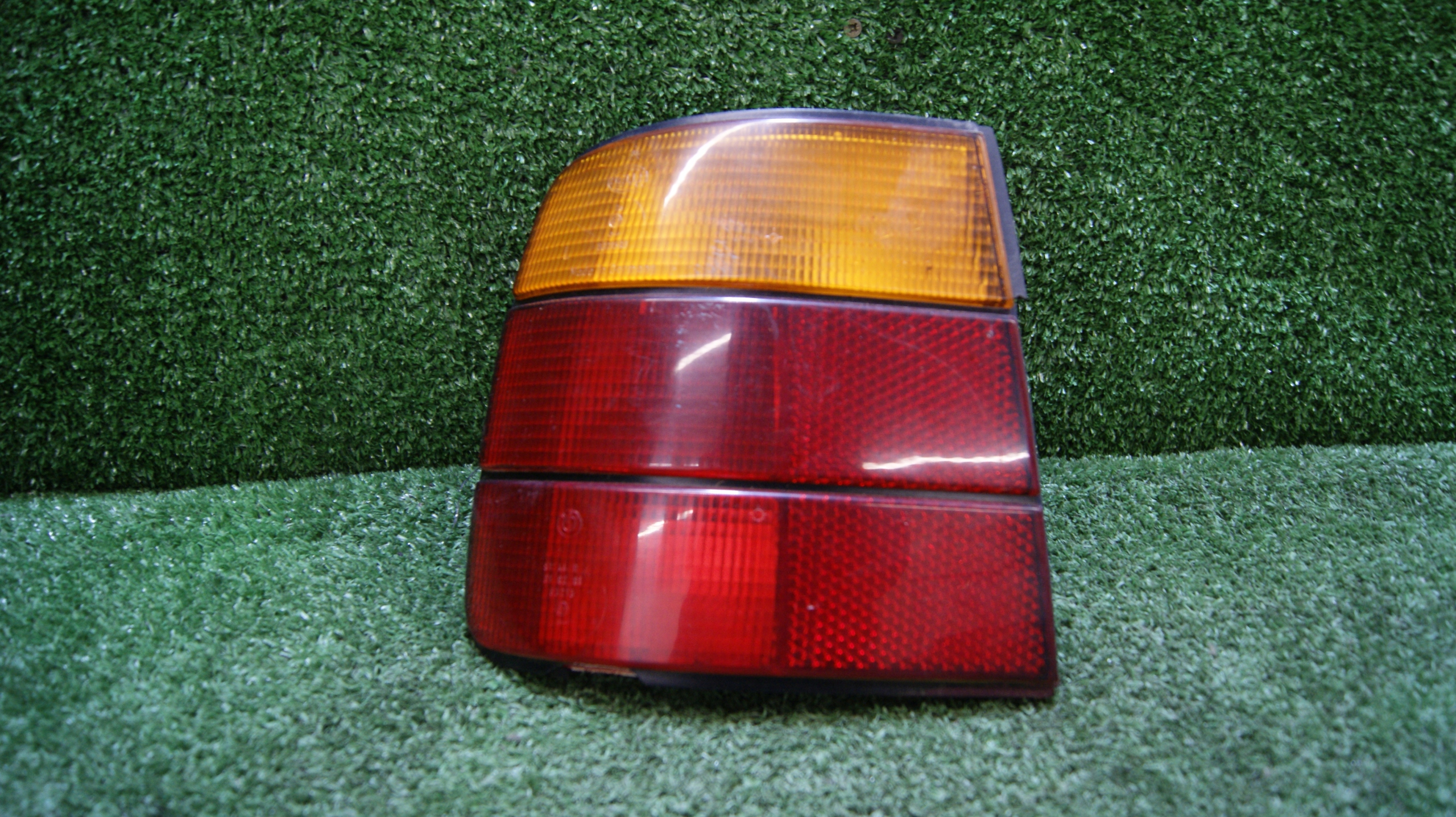 light left rear BMW E34 63215R6