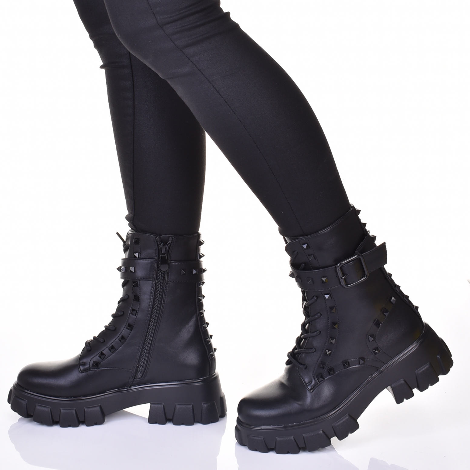 SNIEGOWCE ZIMOWE SKÓRZANE CZARNE NA PŁASKIM OBCASIE Marka bez marki