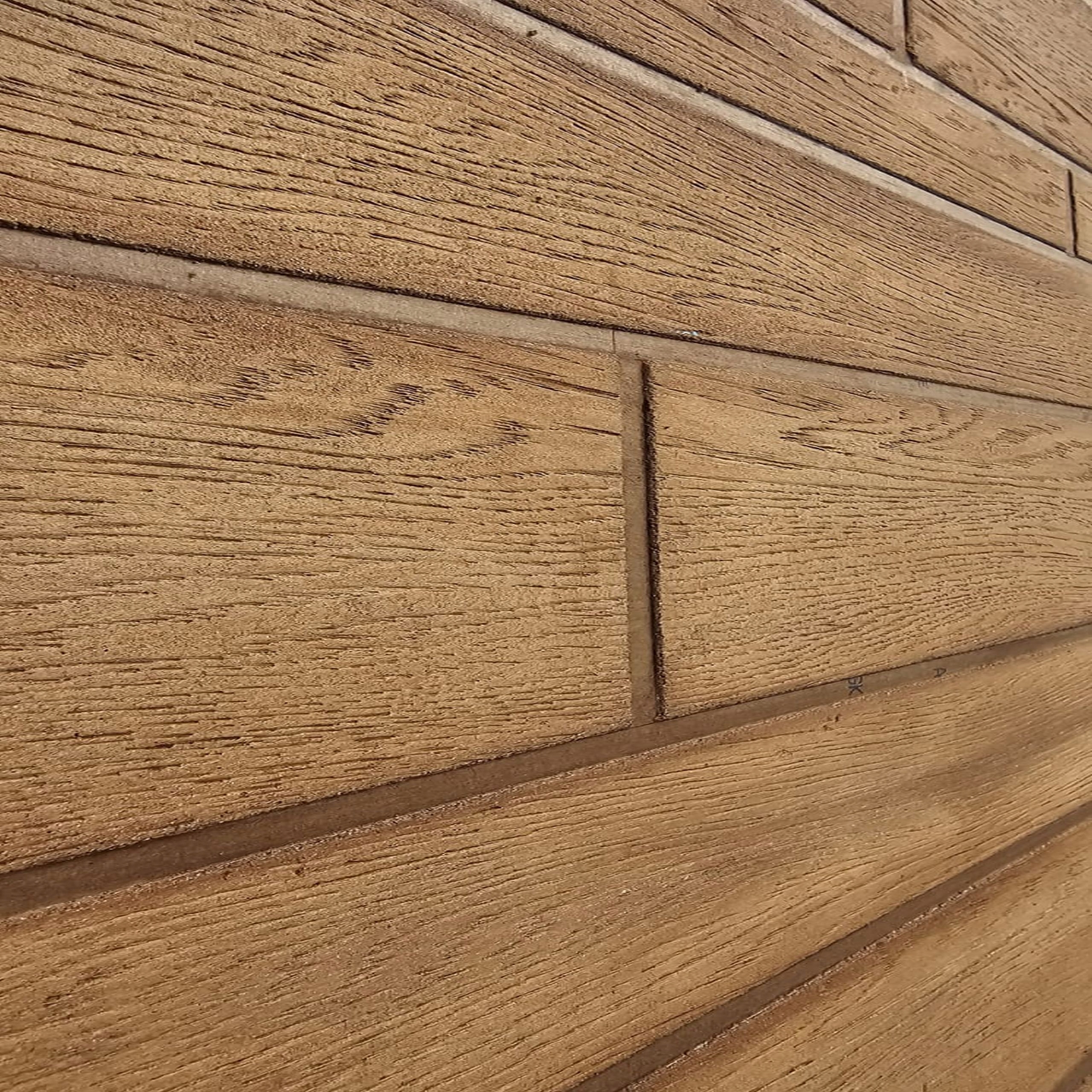 FORMA DO ODBIJANIA DESKI ELEWACYJNEJ TASMA MATRYCA WZOR DĘBU LAMELE Kształt prostokątna