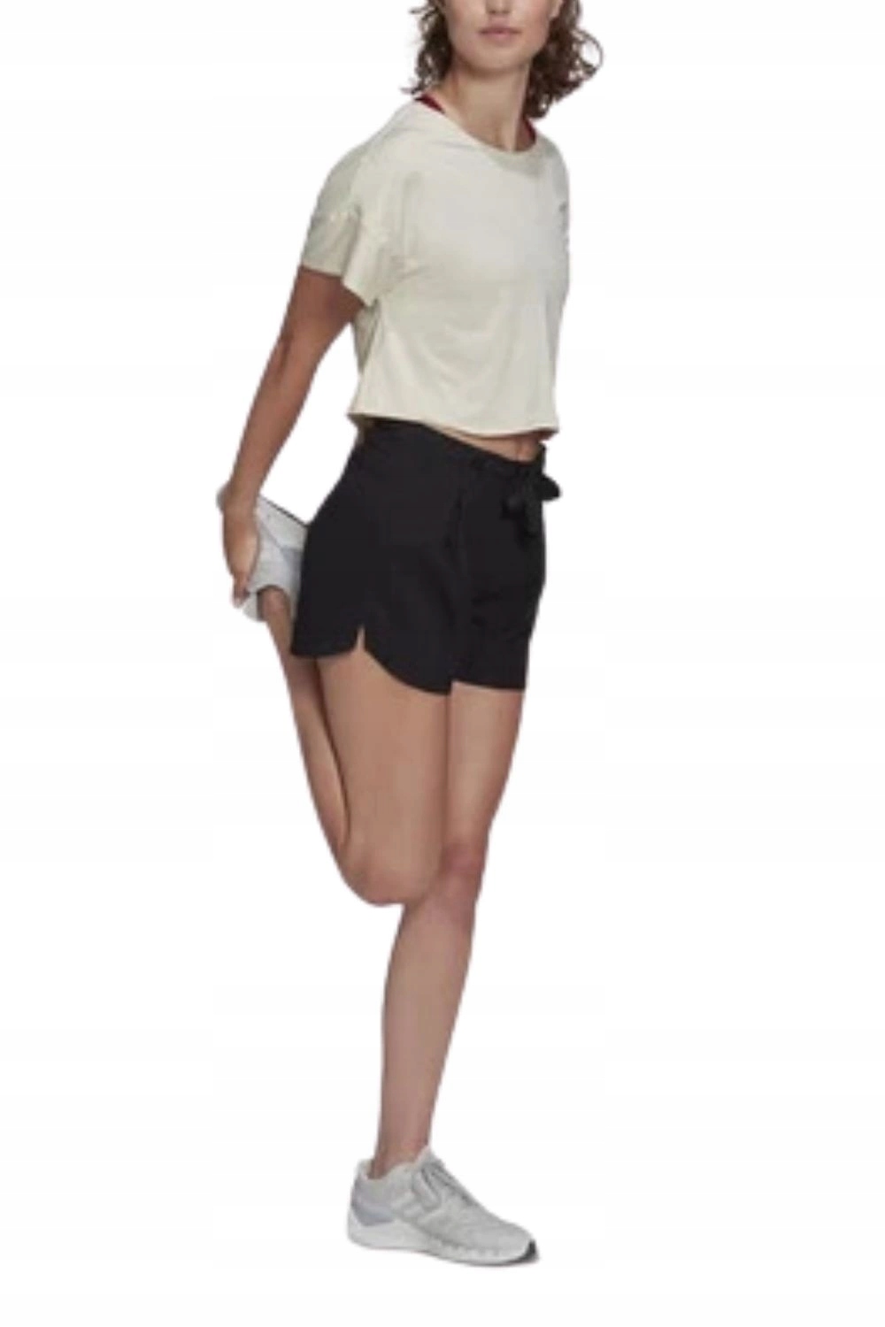 Dámské tričko Adidas Studio Backless sportovní ecru volné krátký rukáv vel. M
