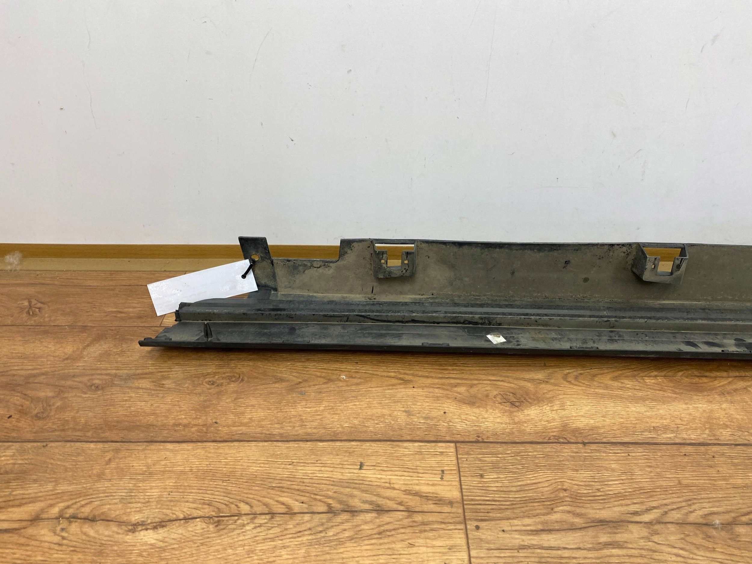 moulding threshold threshold left Ford Escape IV Kuga MK3 2020+
