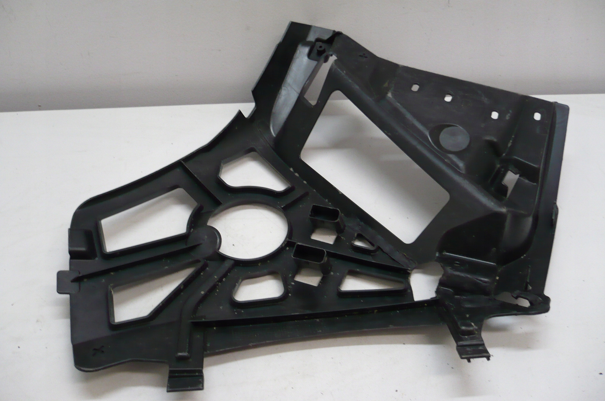 CITROEN C4 III 20- Support Support plaque Pare choc Gauche Arrière
