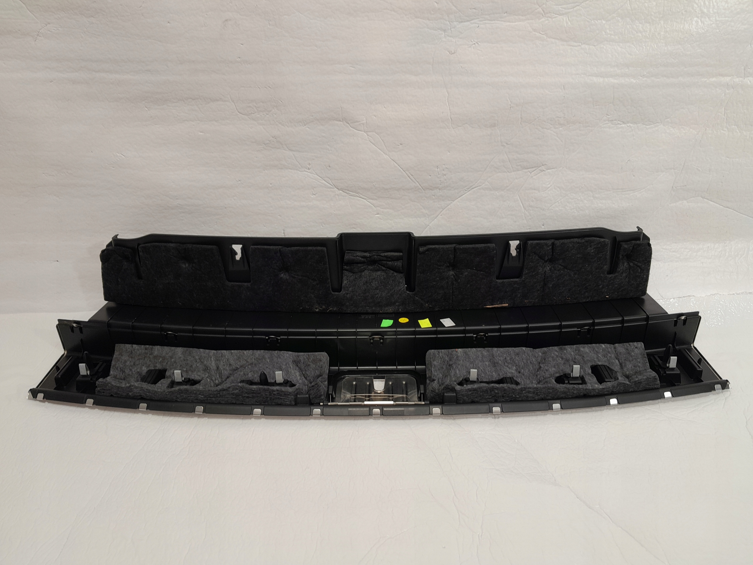 PORSCHE CAYENNE 9Y kryt stěny zadního 9Y0864483C